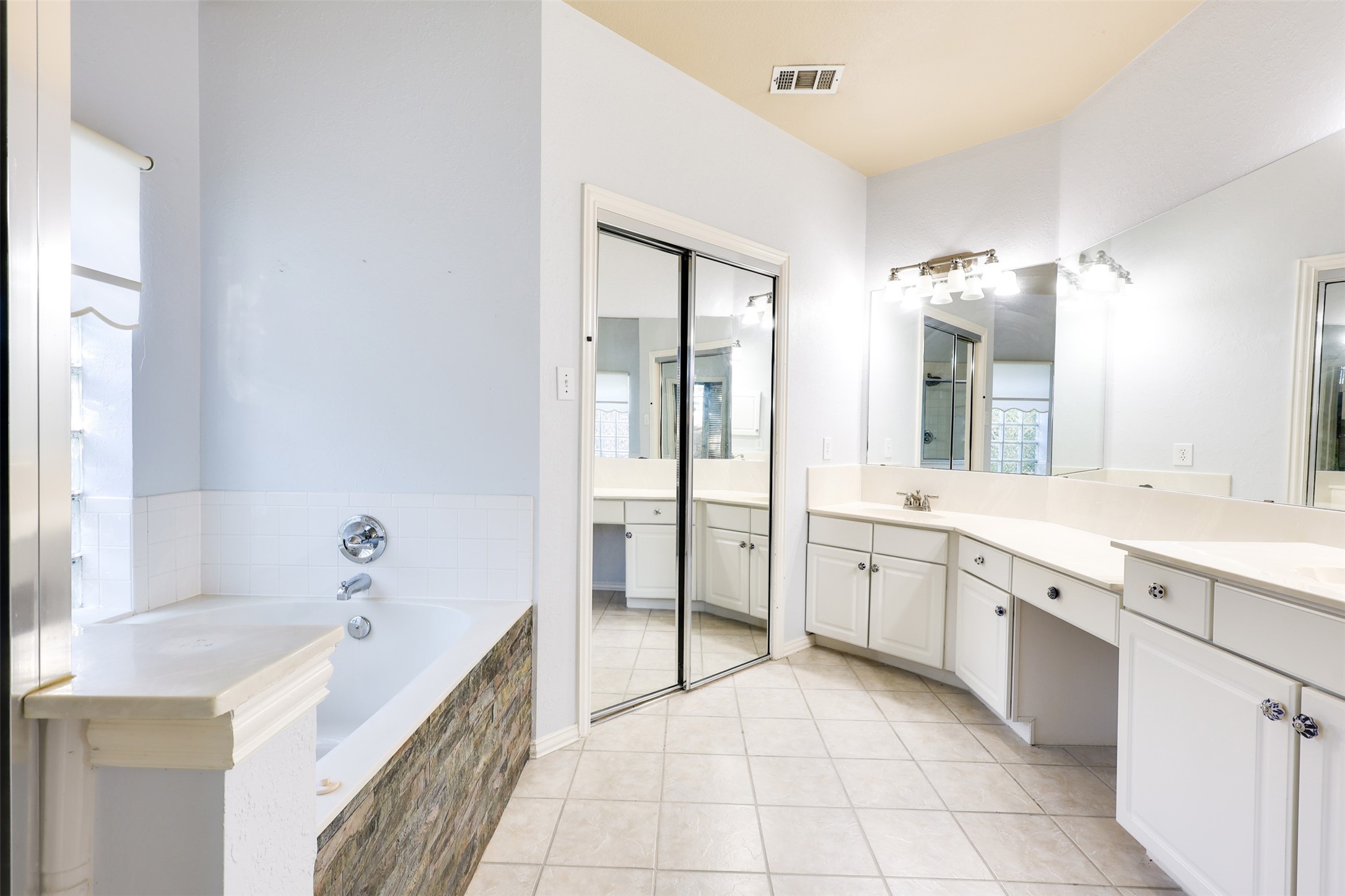 503 Bullingham Lane