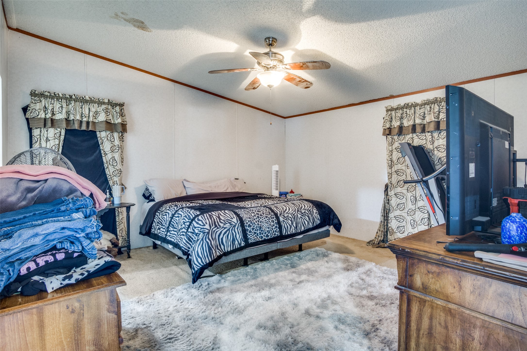 1537 Wild Horse Lane