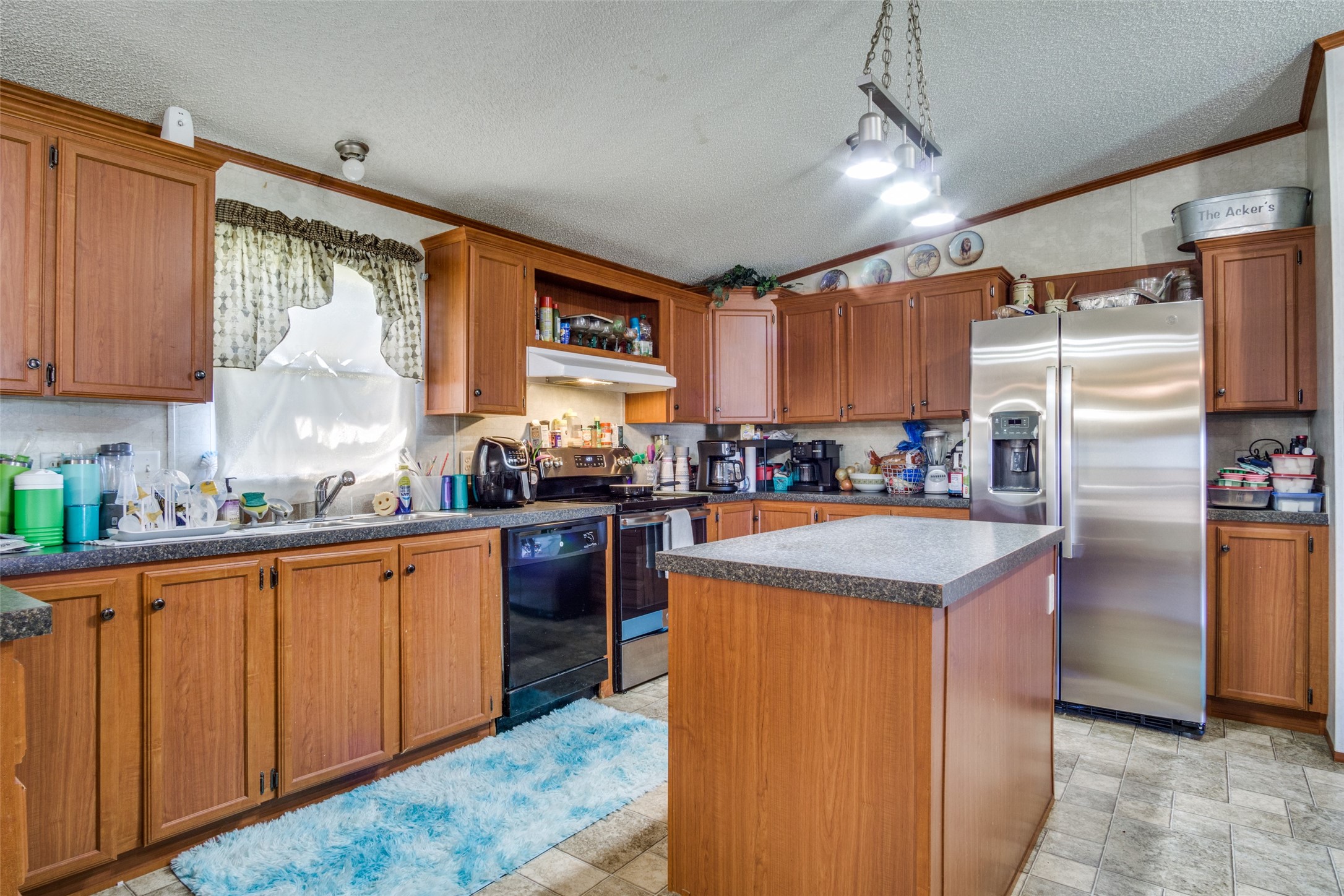 1537 Wild Horse Lane