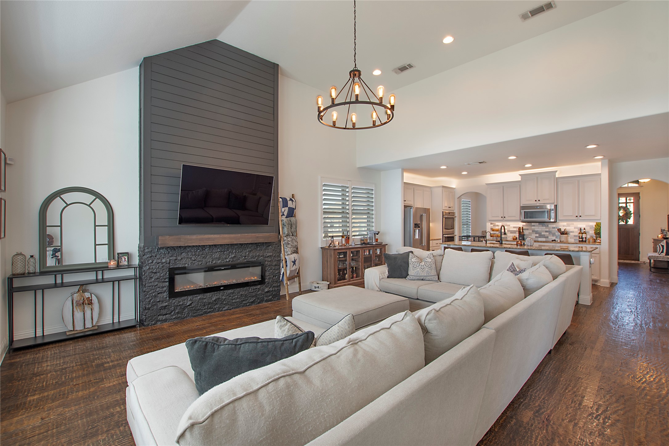 3400 Cedar Lane
