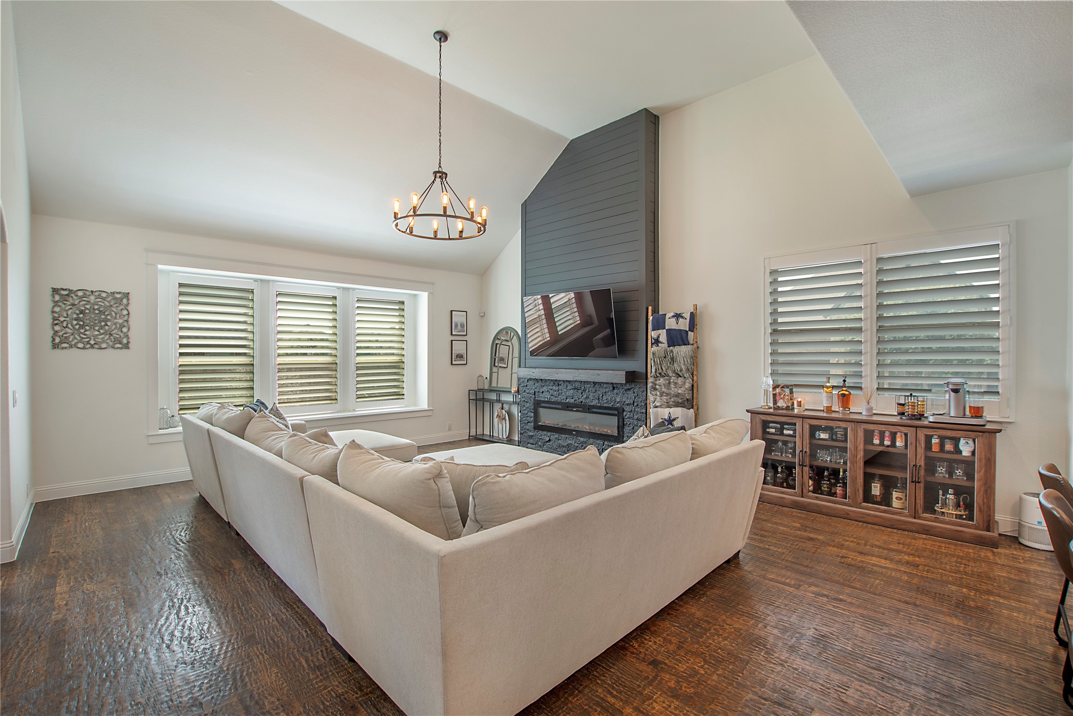 3400 Cedar Lane