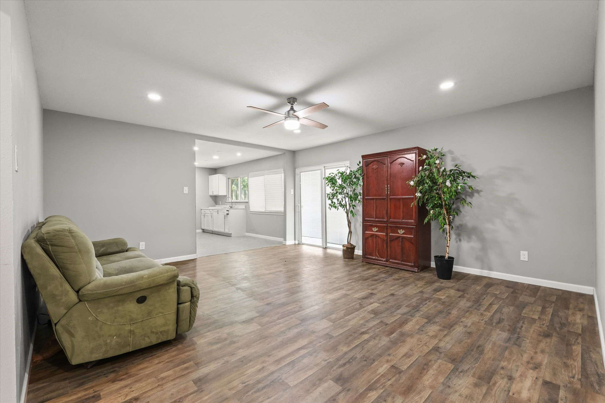 2517 Meadow Lark Lane