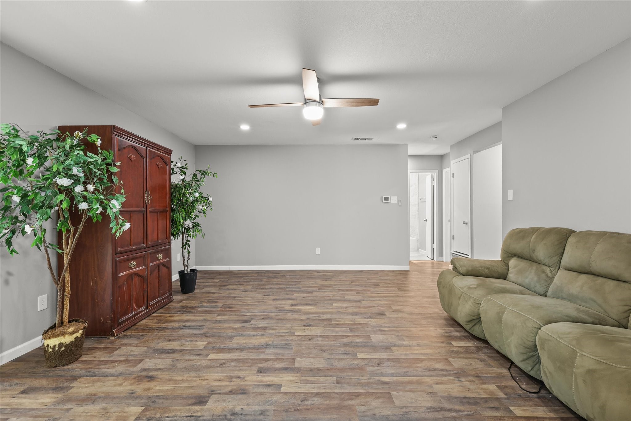2517 Meadow Lark Lane