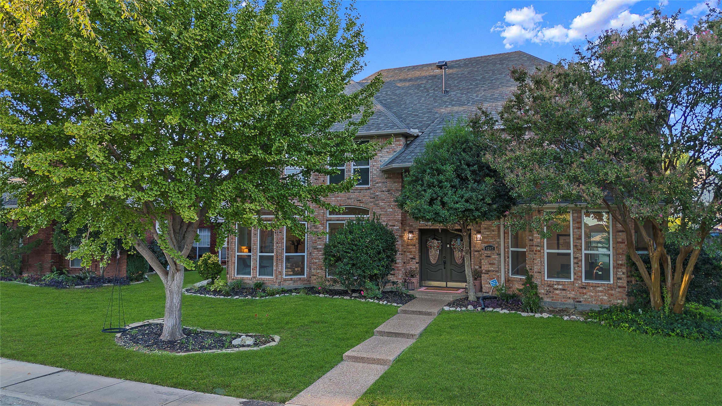 4247 W Creek Drive