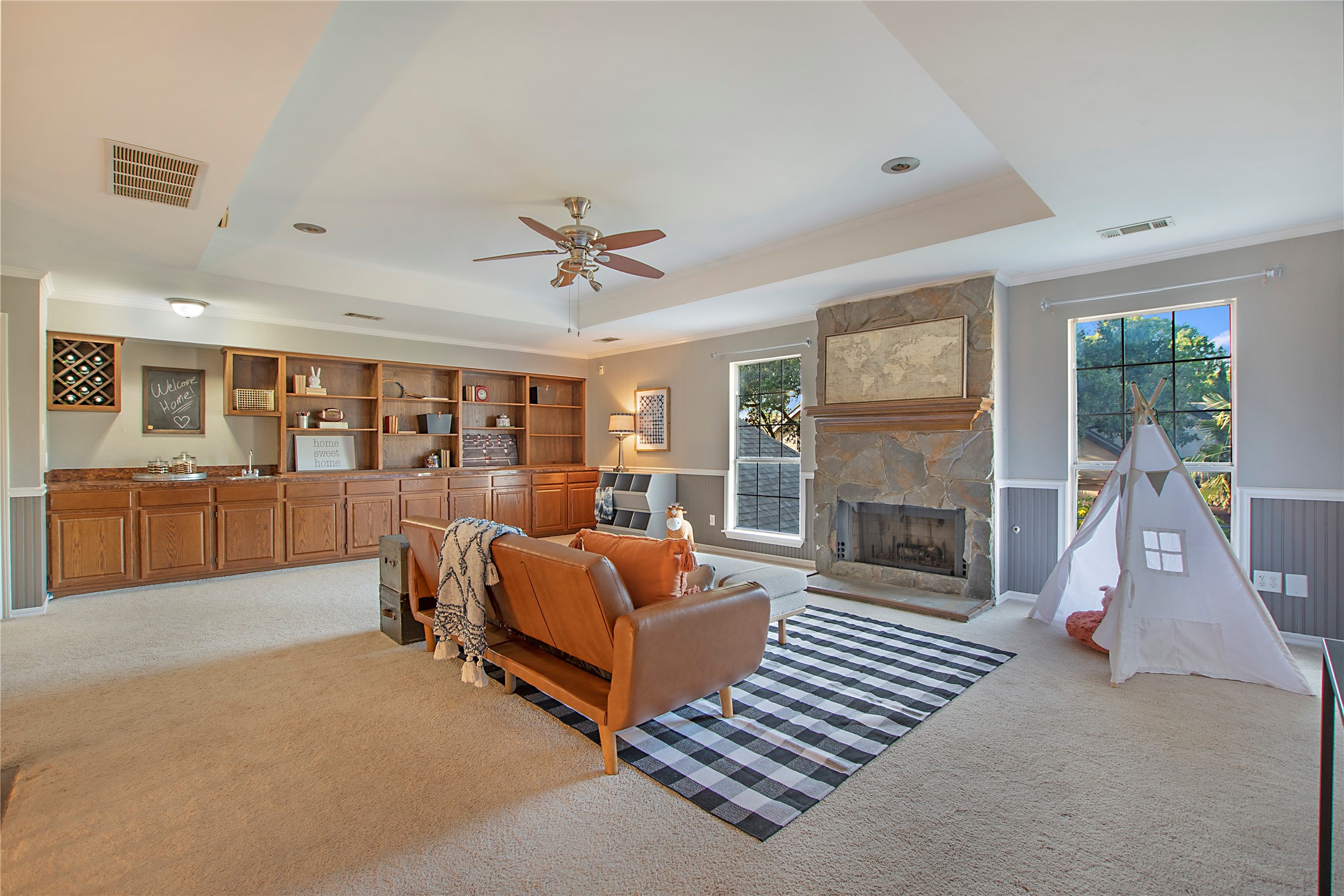 4247 W Creek Drive