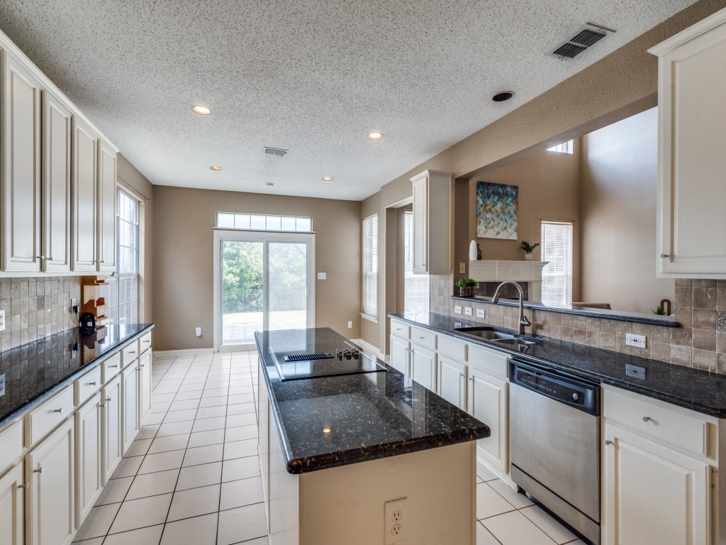 4100 Benoit Drive