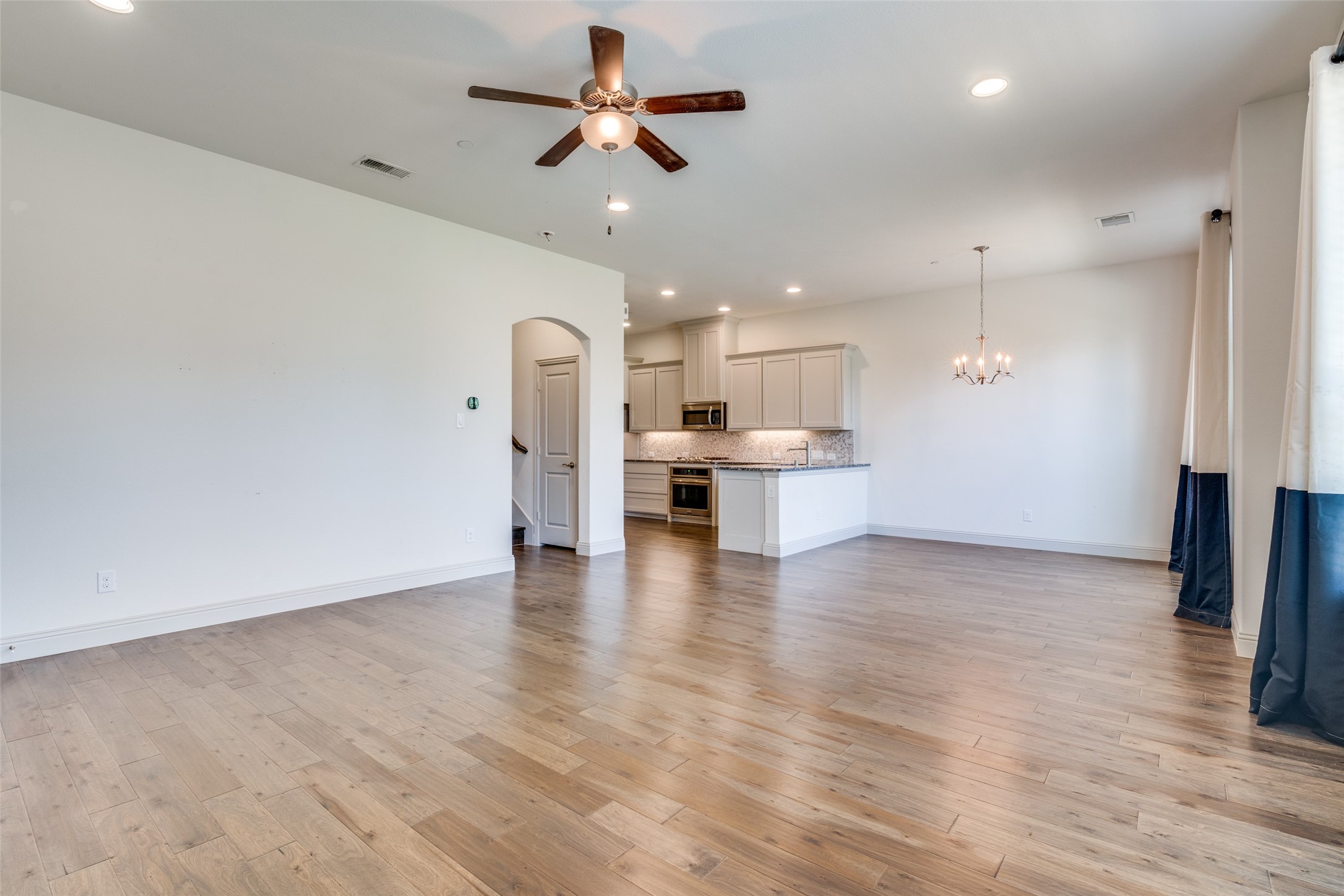 4694 Rhett Lane