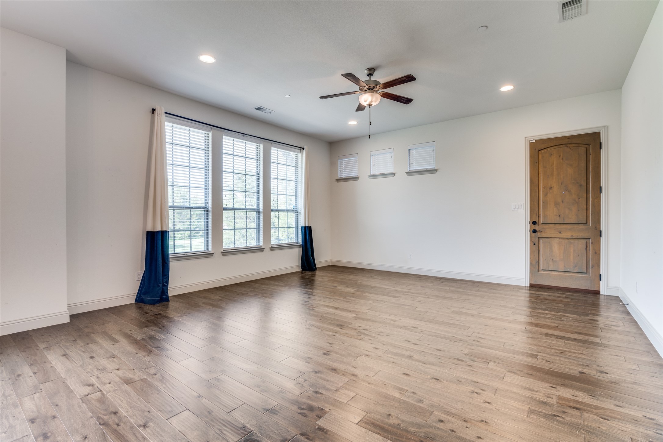 4694 Rhett Lane