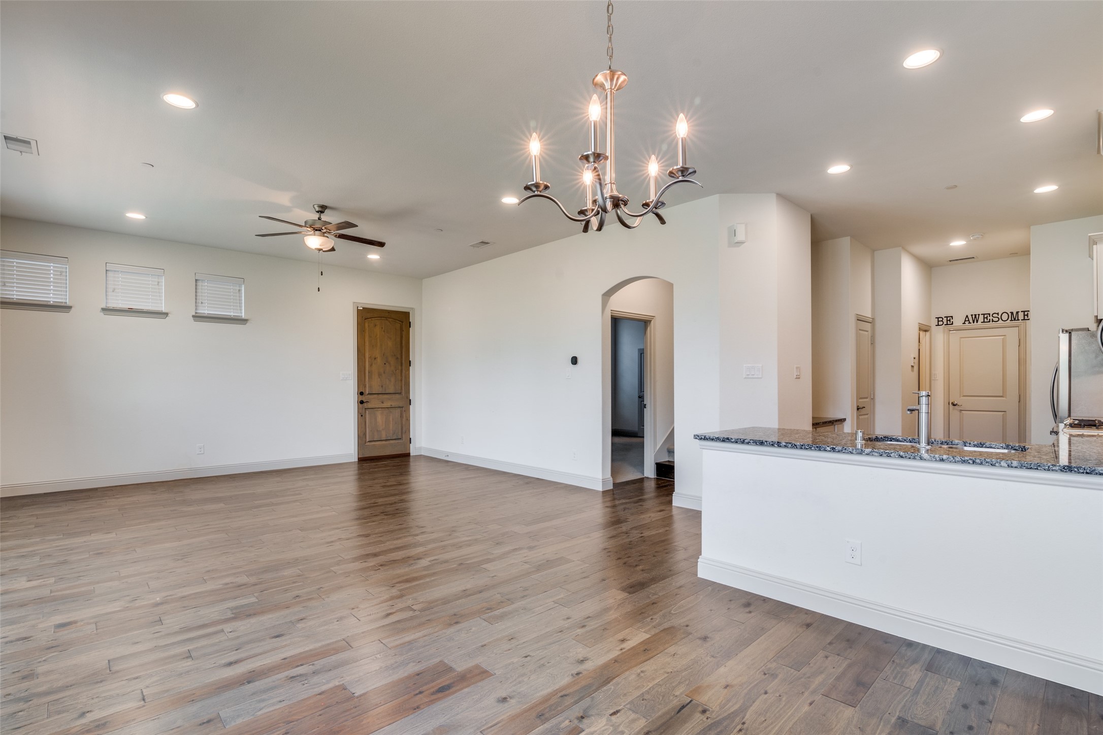4694 Rhett Lane