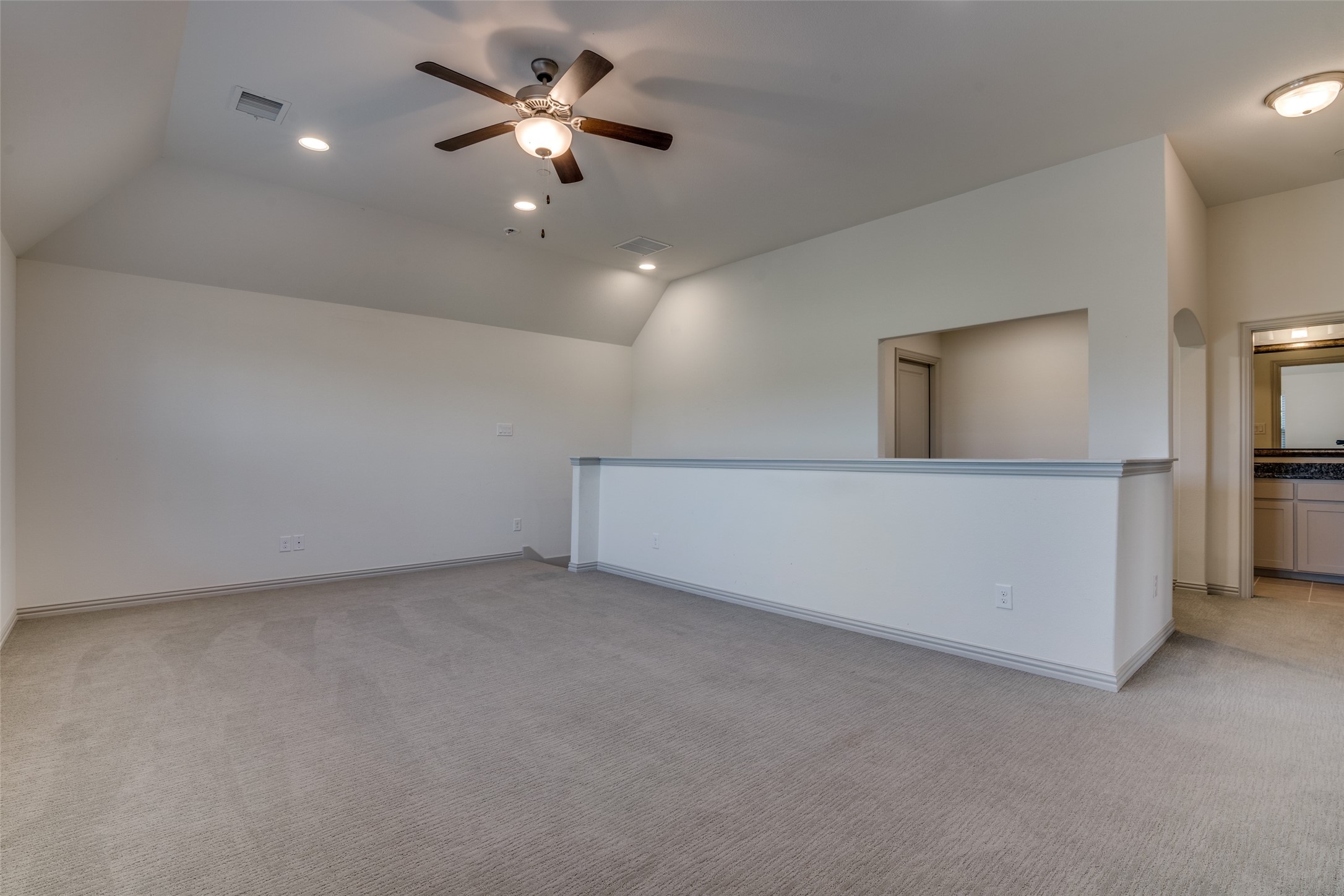 4694 Rhett Lane