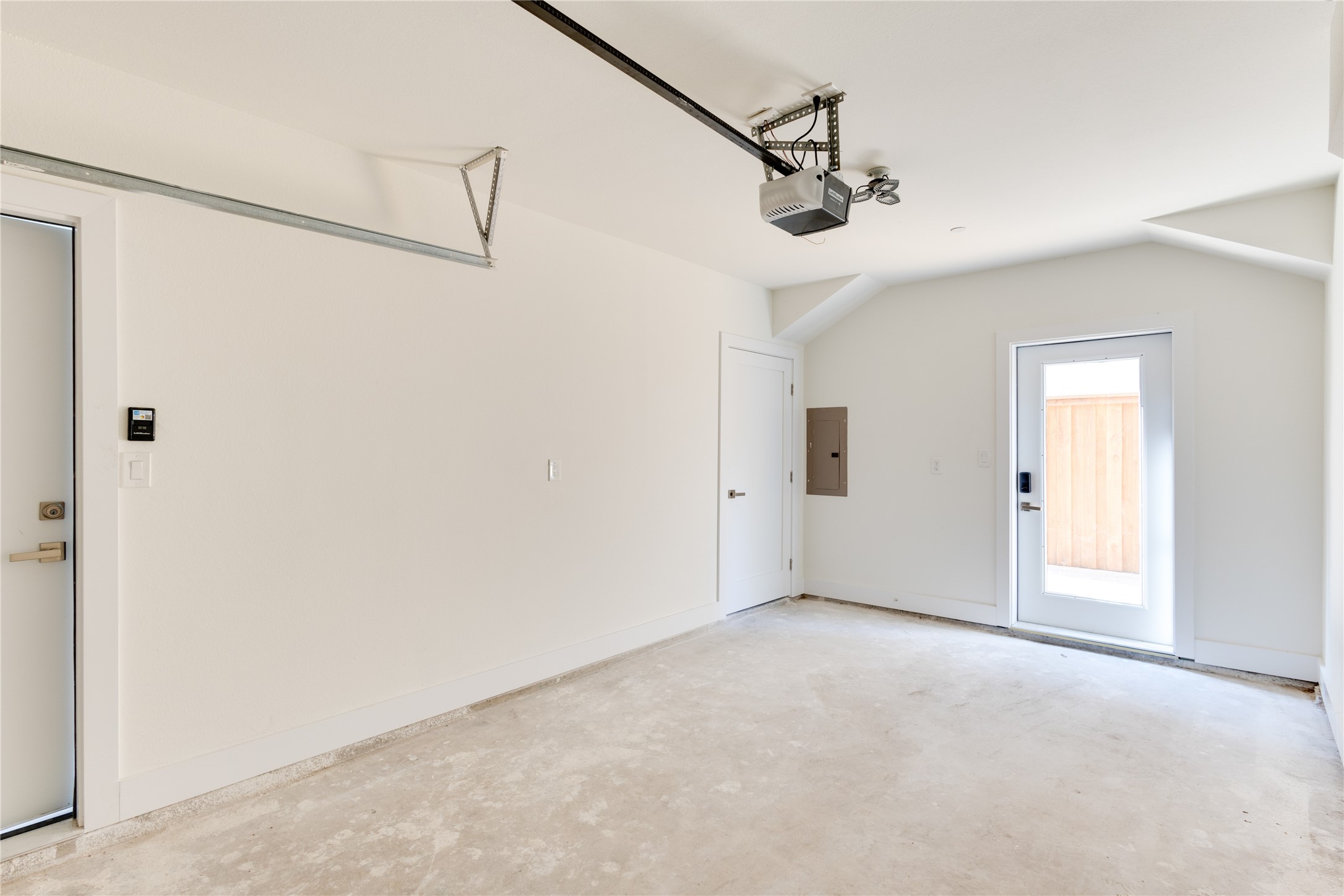 4206 Cabell Drive 101