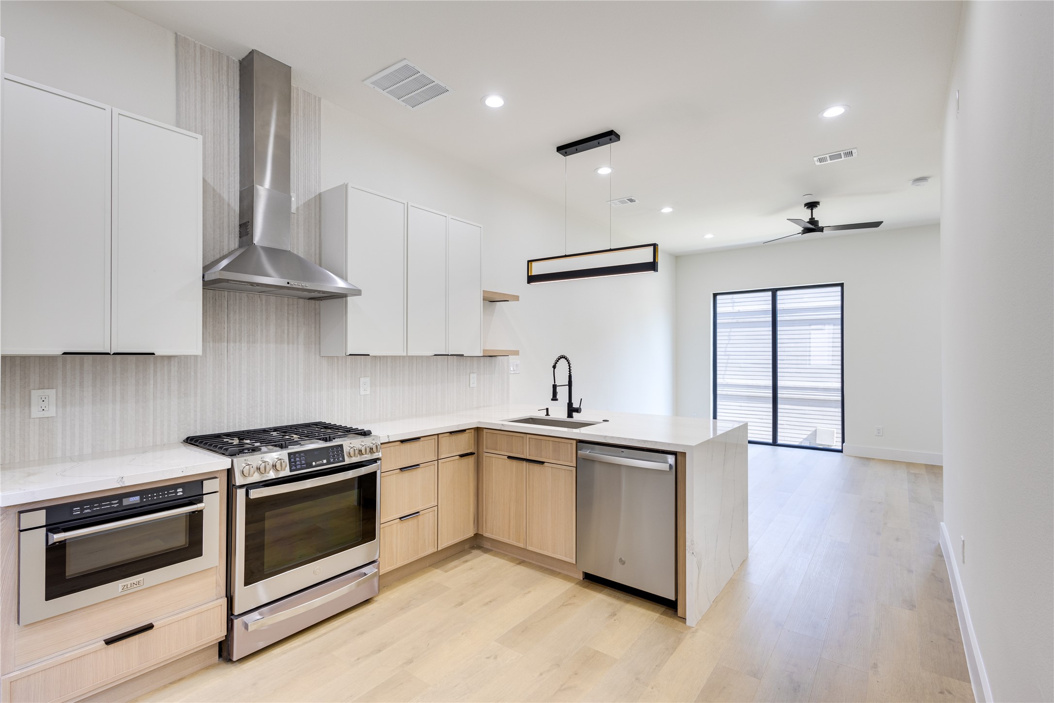 4206 Cabell Drive 102