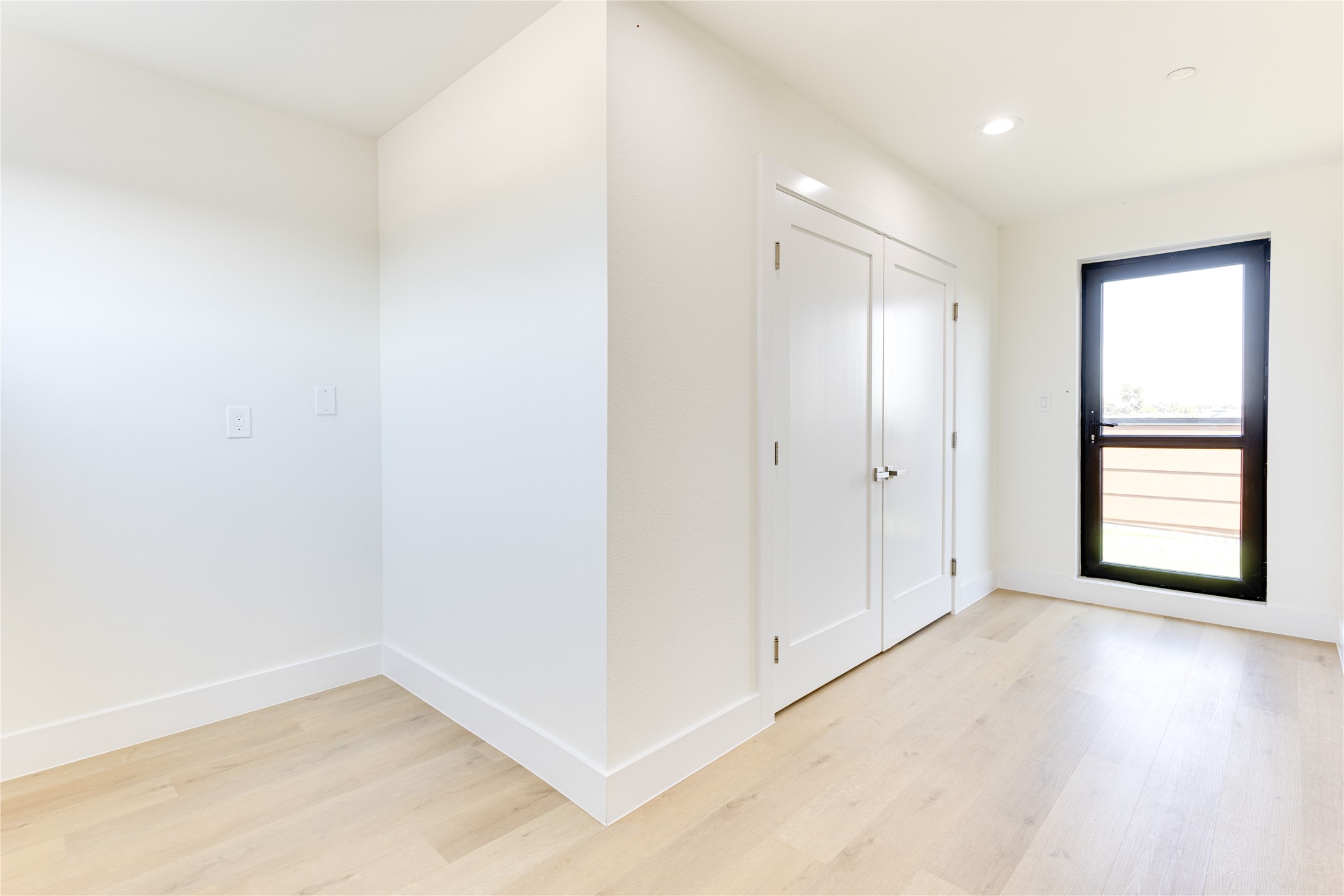4206 Cabell Drive 102