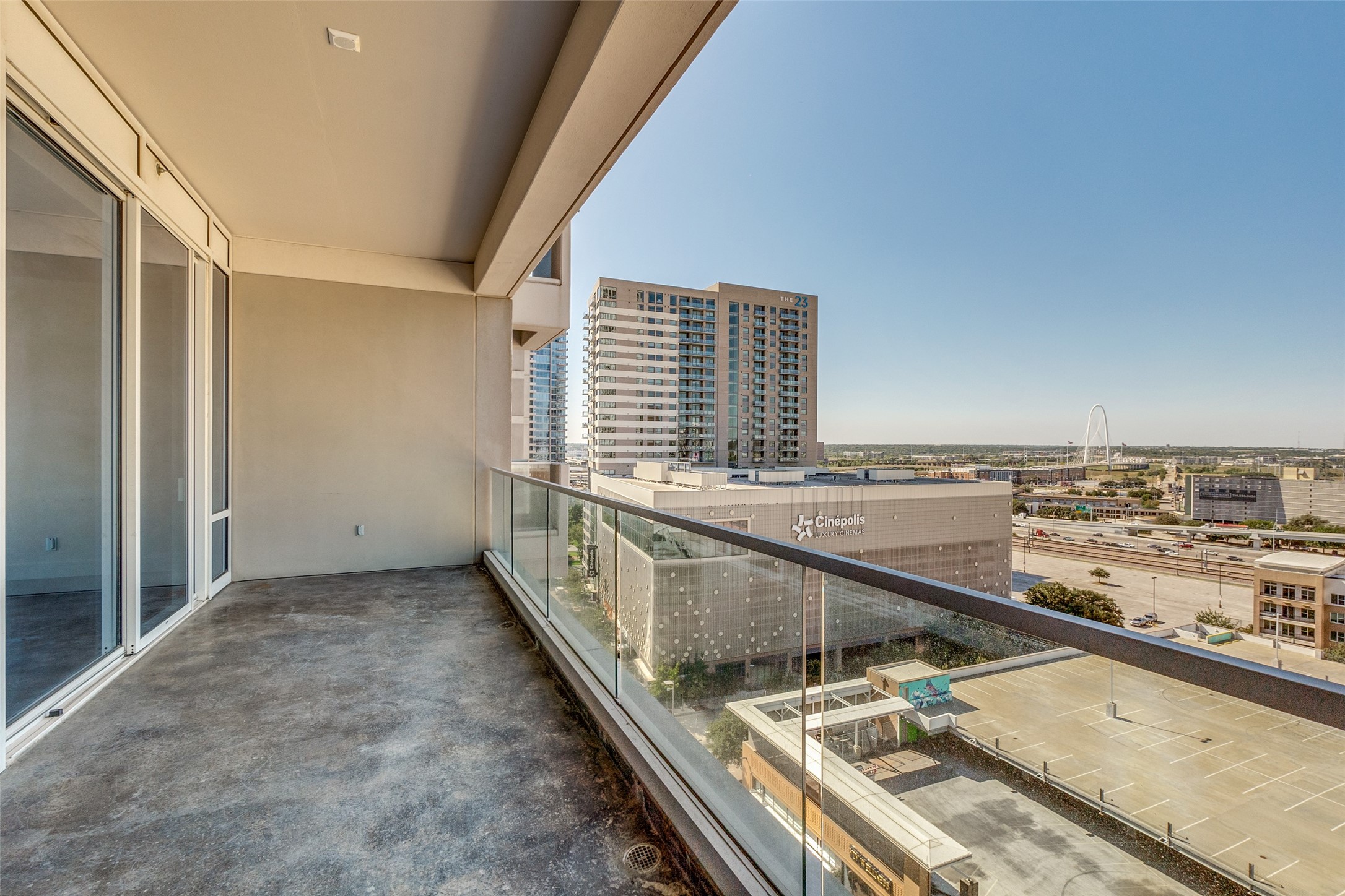 2408 Victory Park Lane 1040