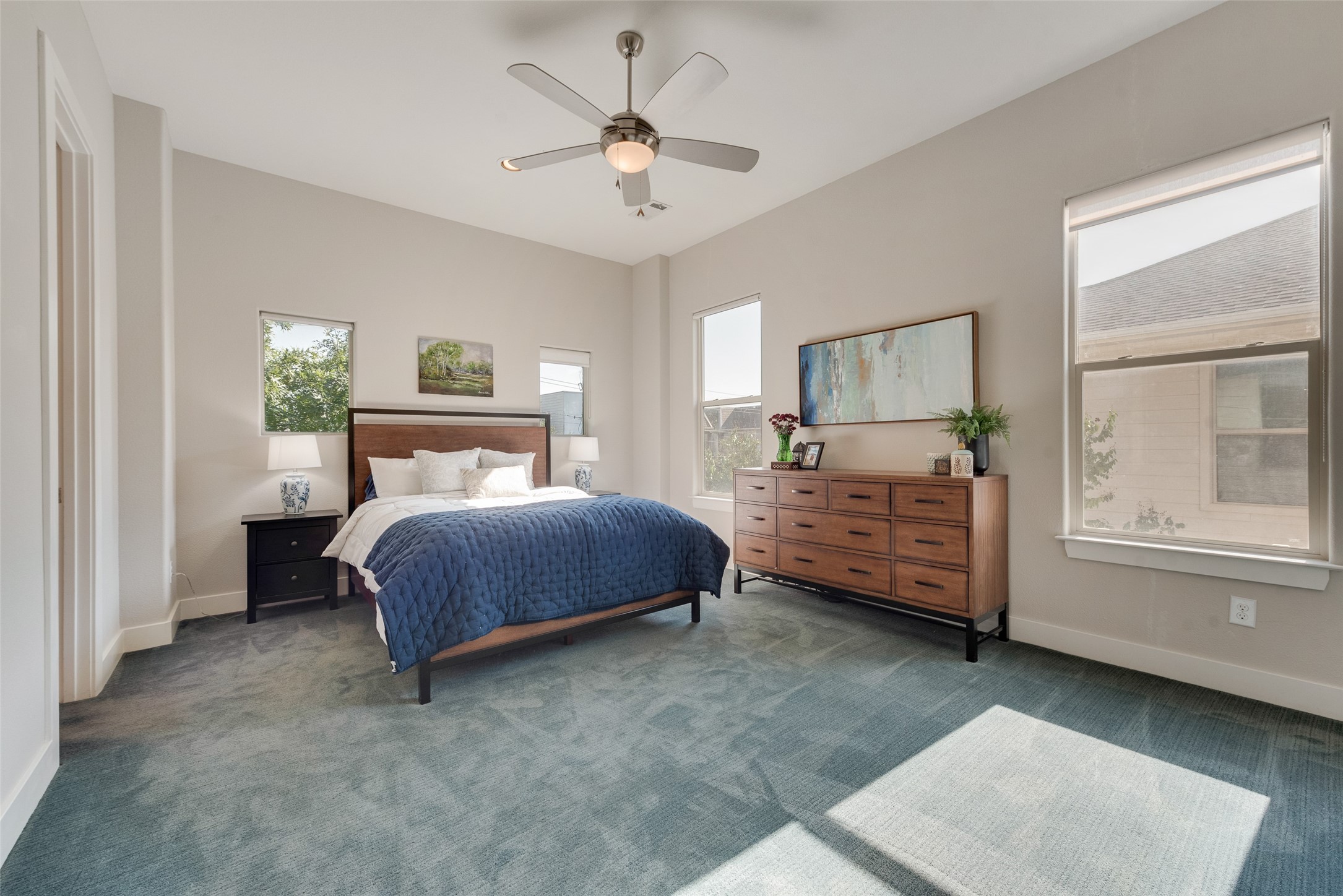 2335 Stutz Drive 49