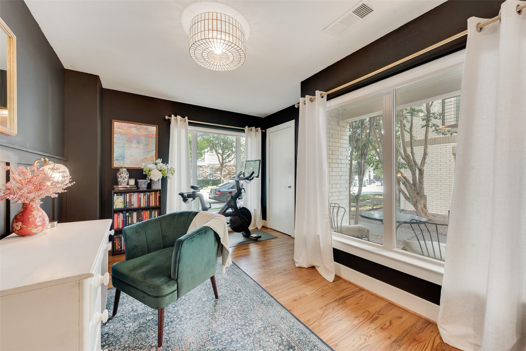2335 Stutz Drive 49