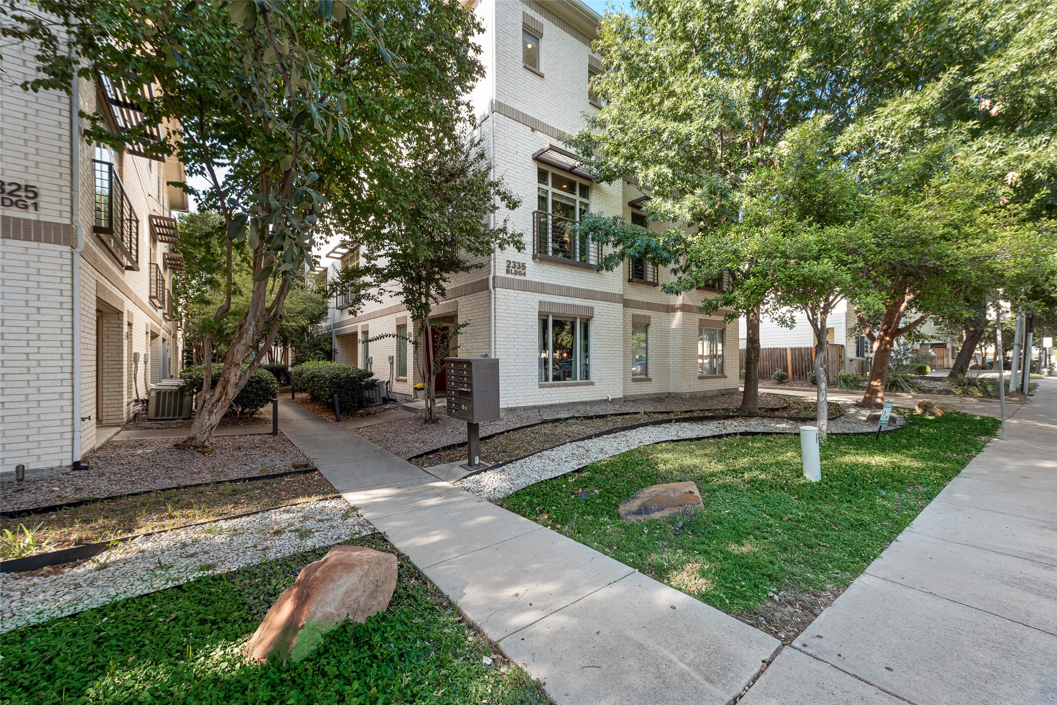 2335 Stutz Drive 49