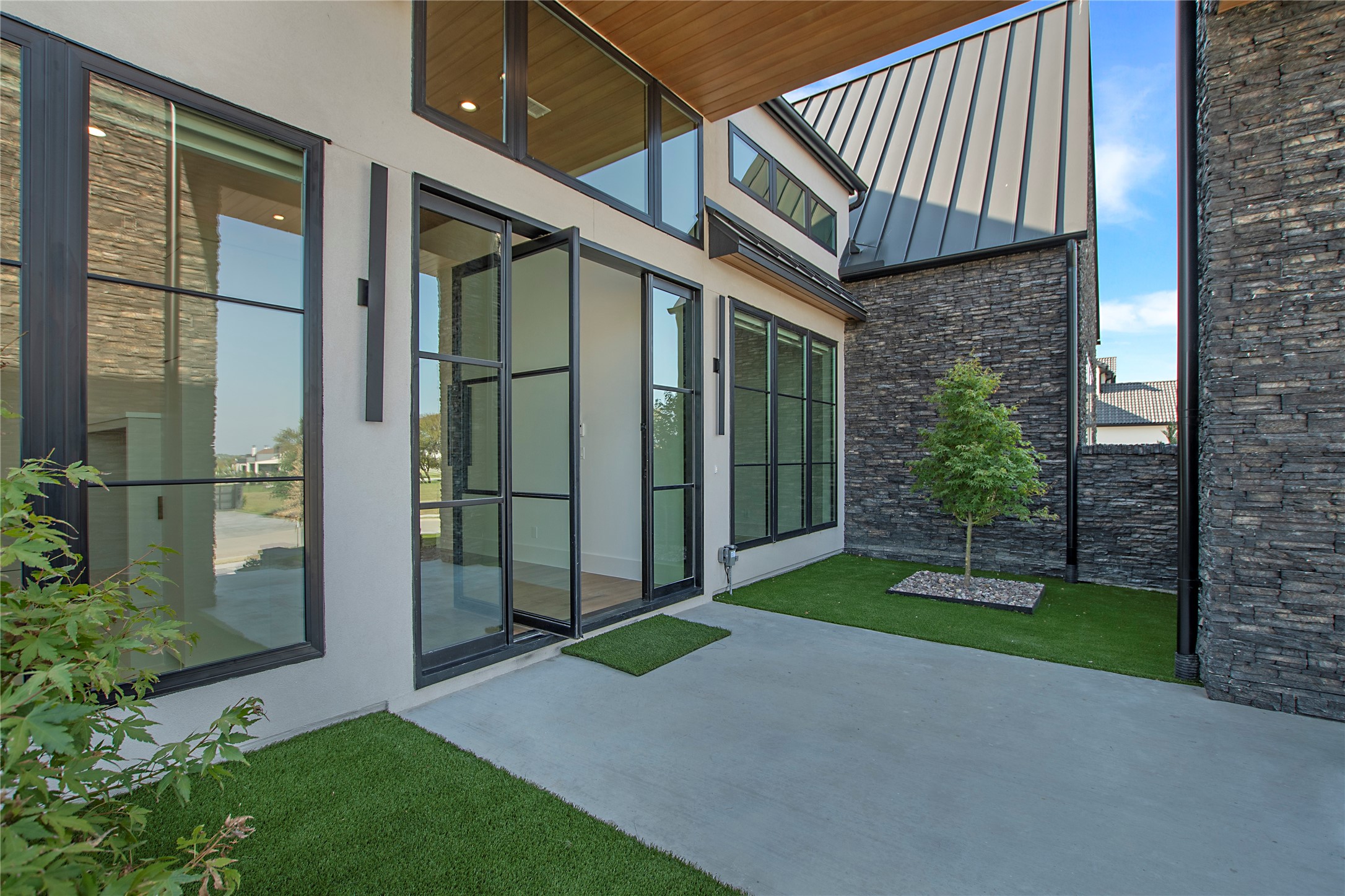620 Rustic Ridge Court