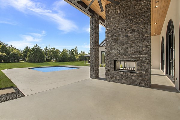 620 Rustic Ridge Court