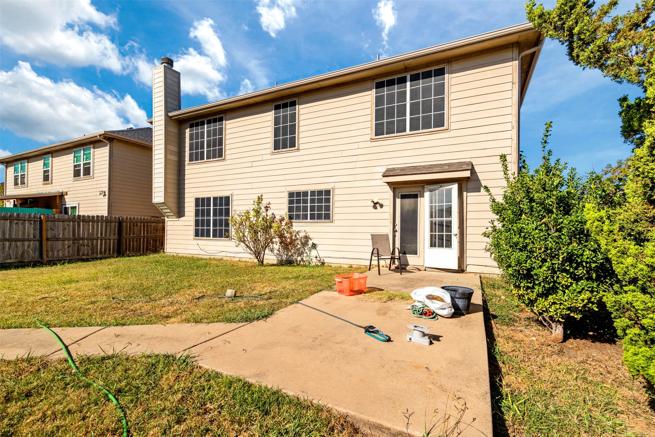 8213 Southbrook Circle