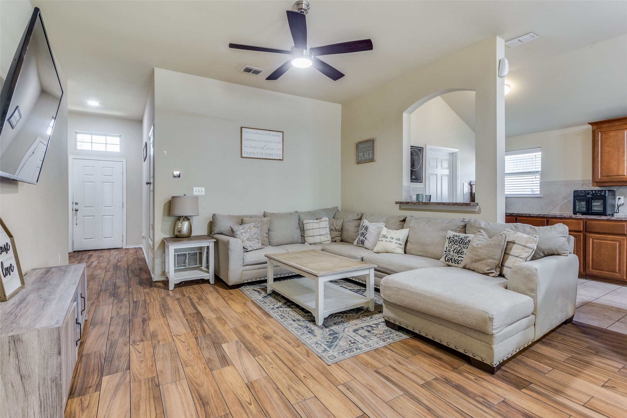 2812 Adams Fall Lane