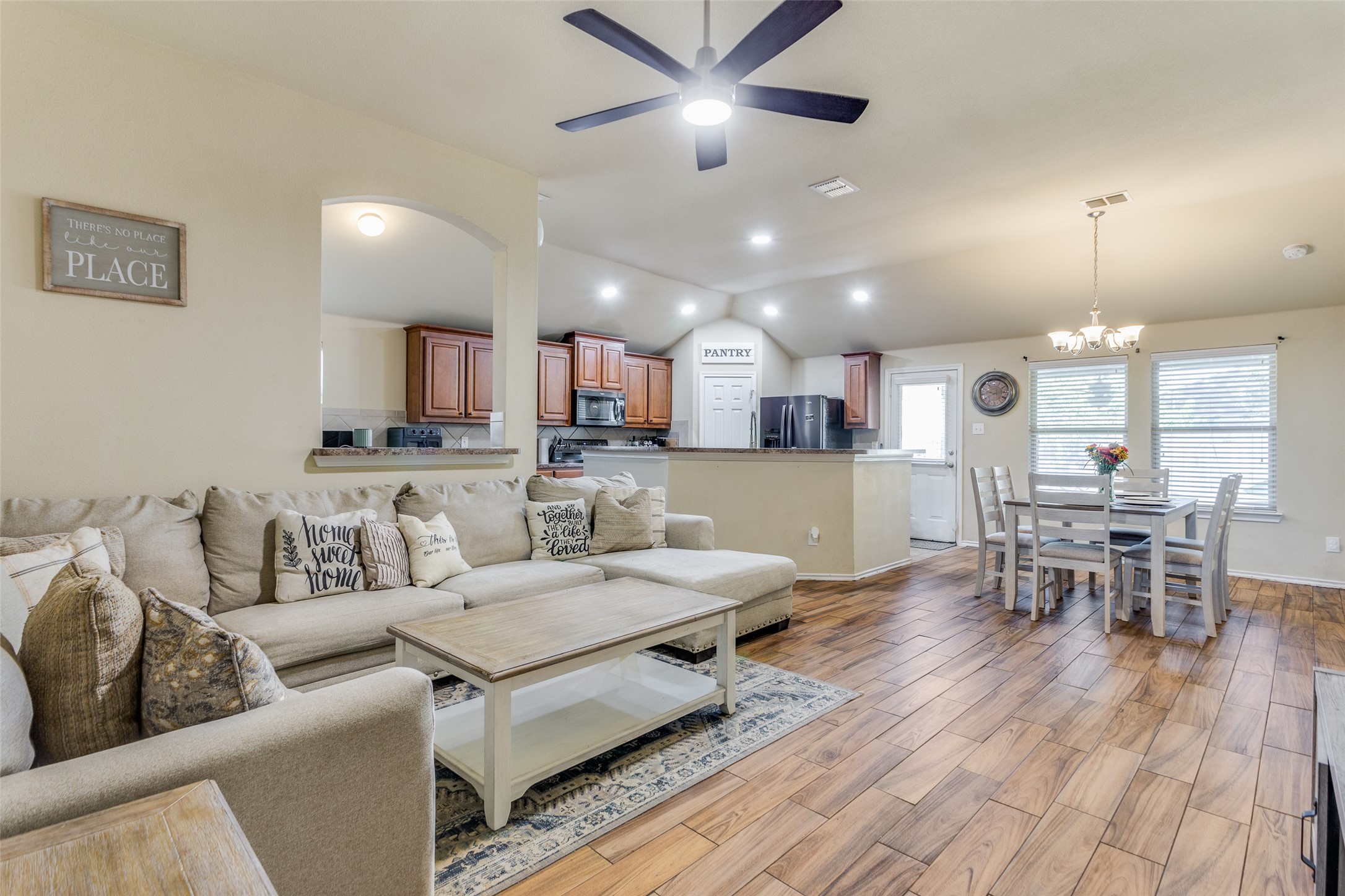 2812 Adams Fall Lane