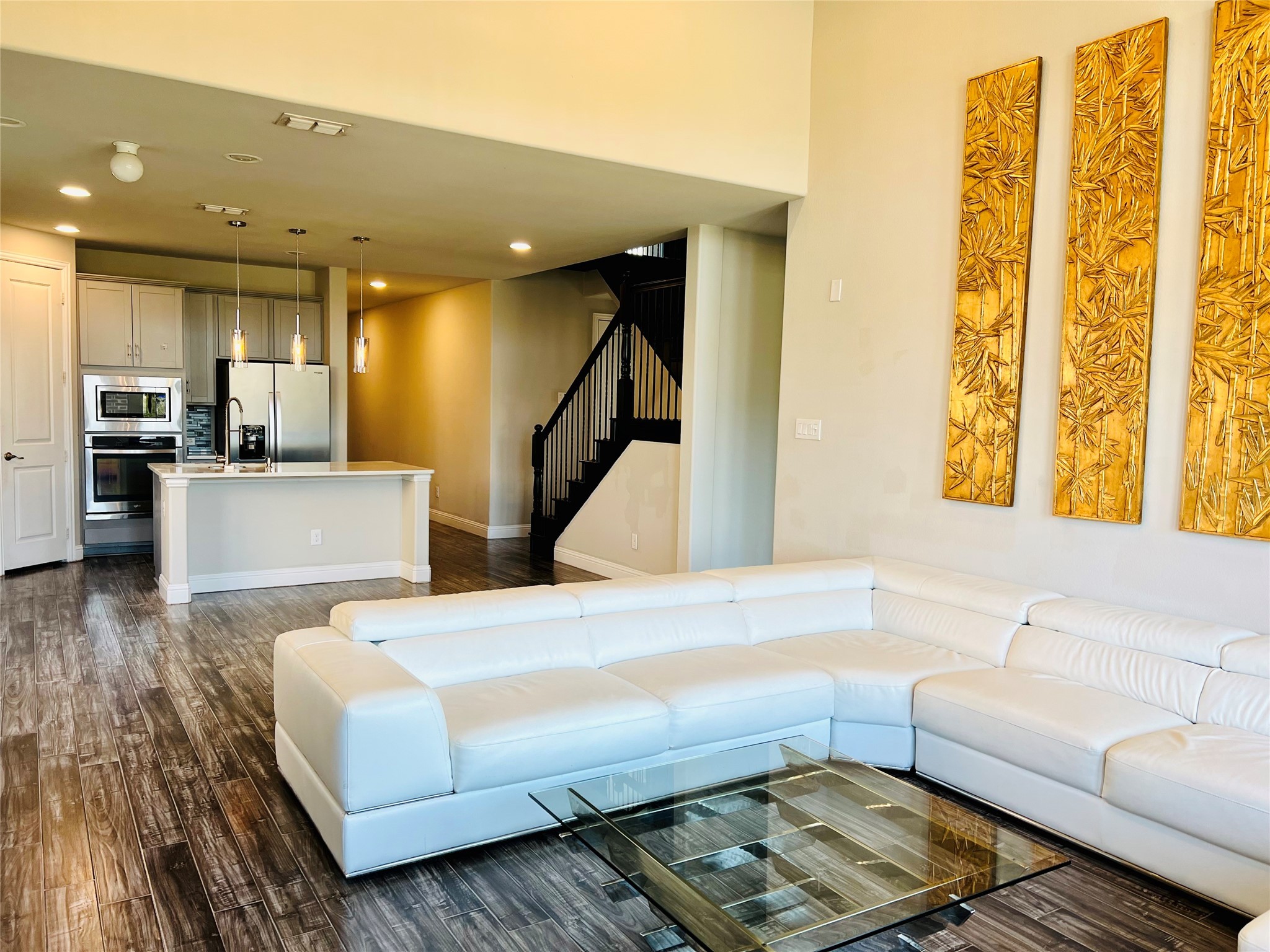 3615 Hathaway Court