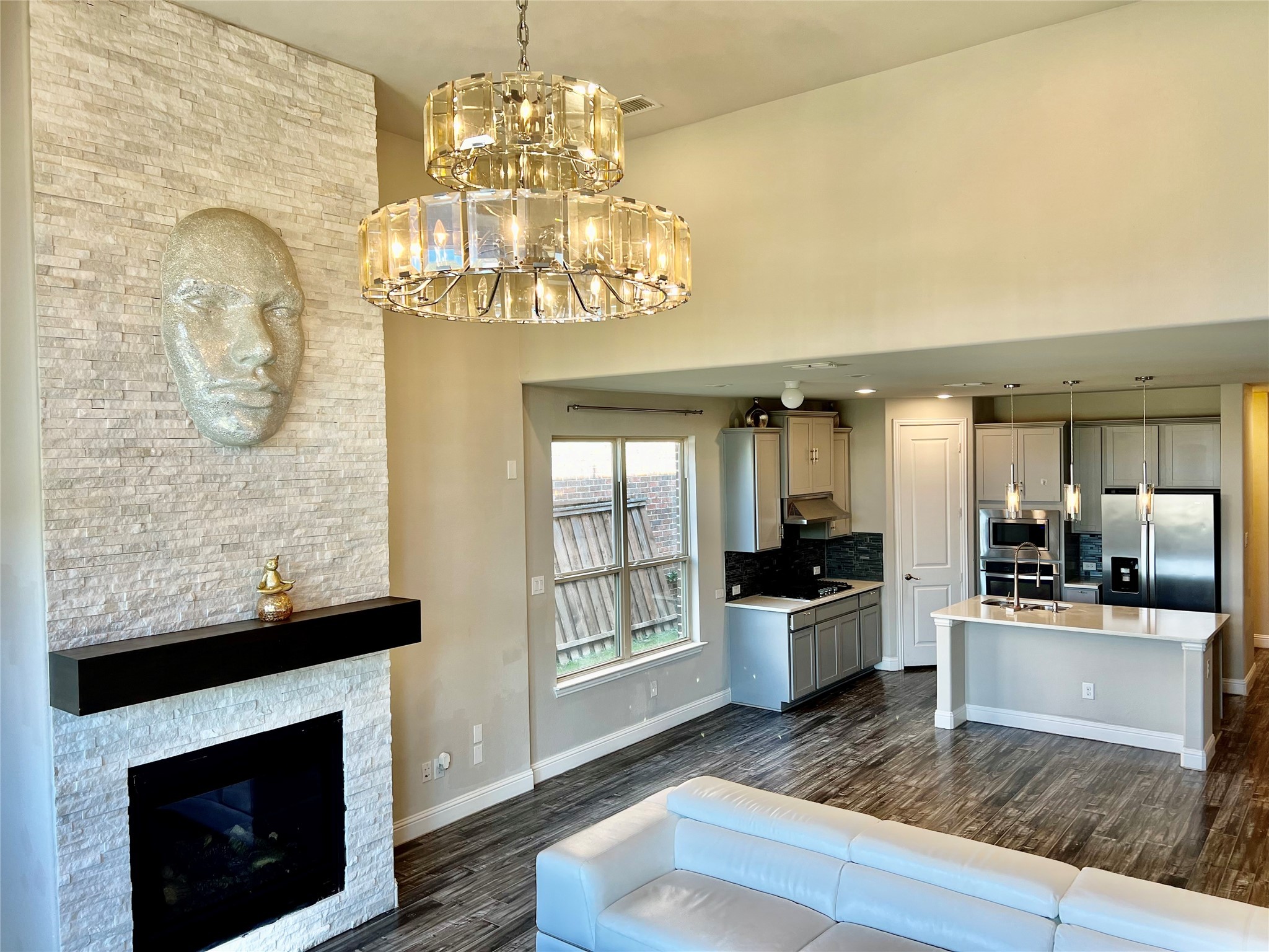 3615 Hathaway Court
