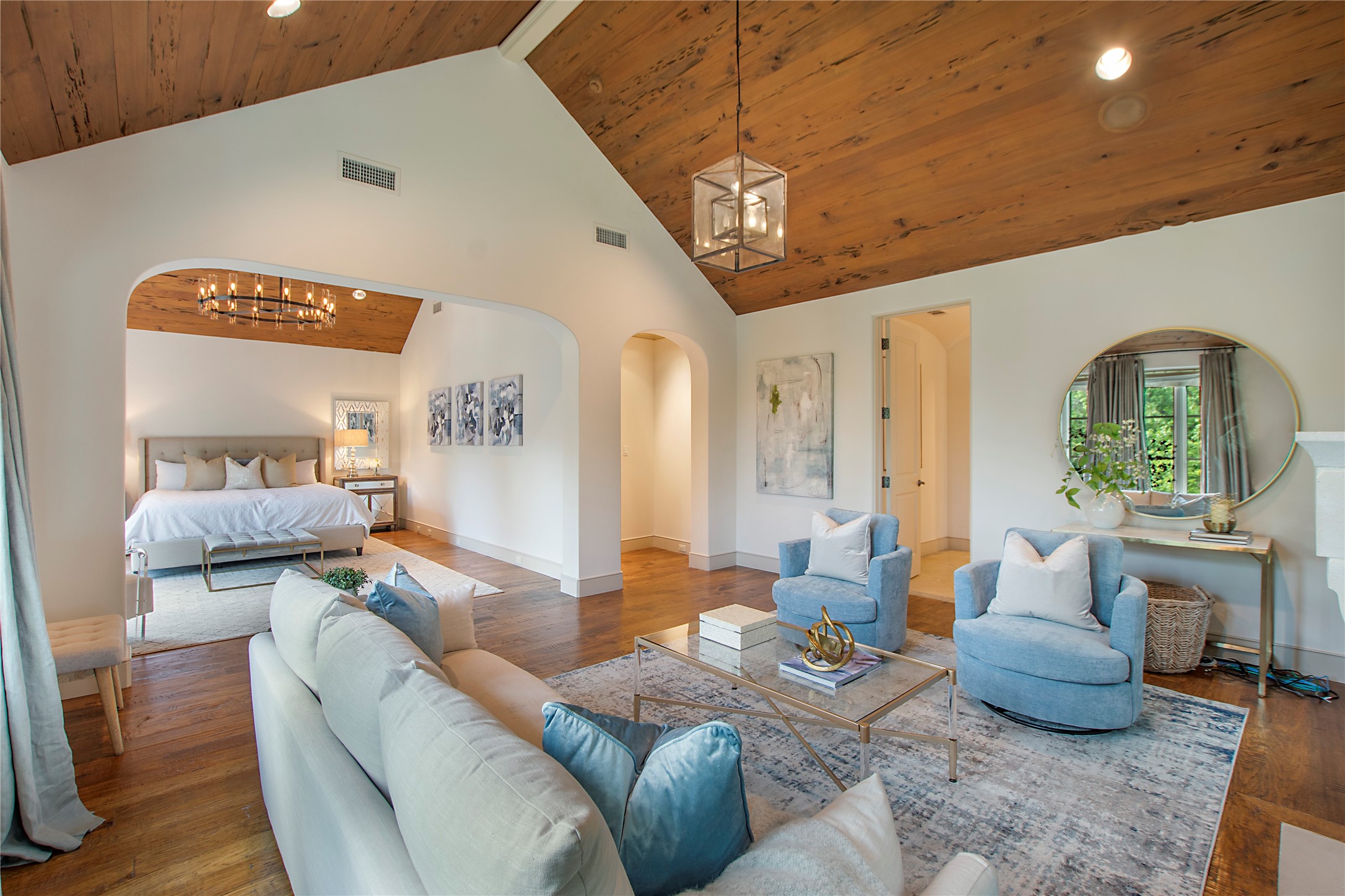 3526 Greenbrier Drive