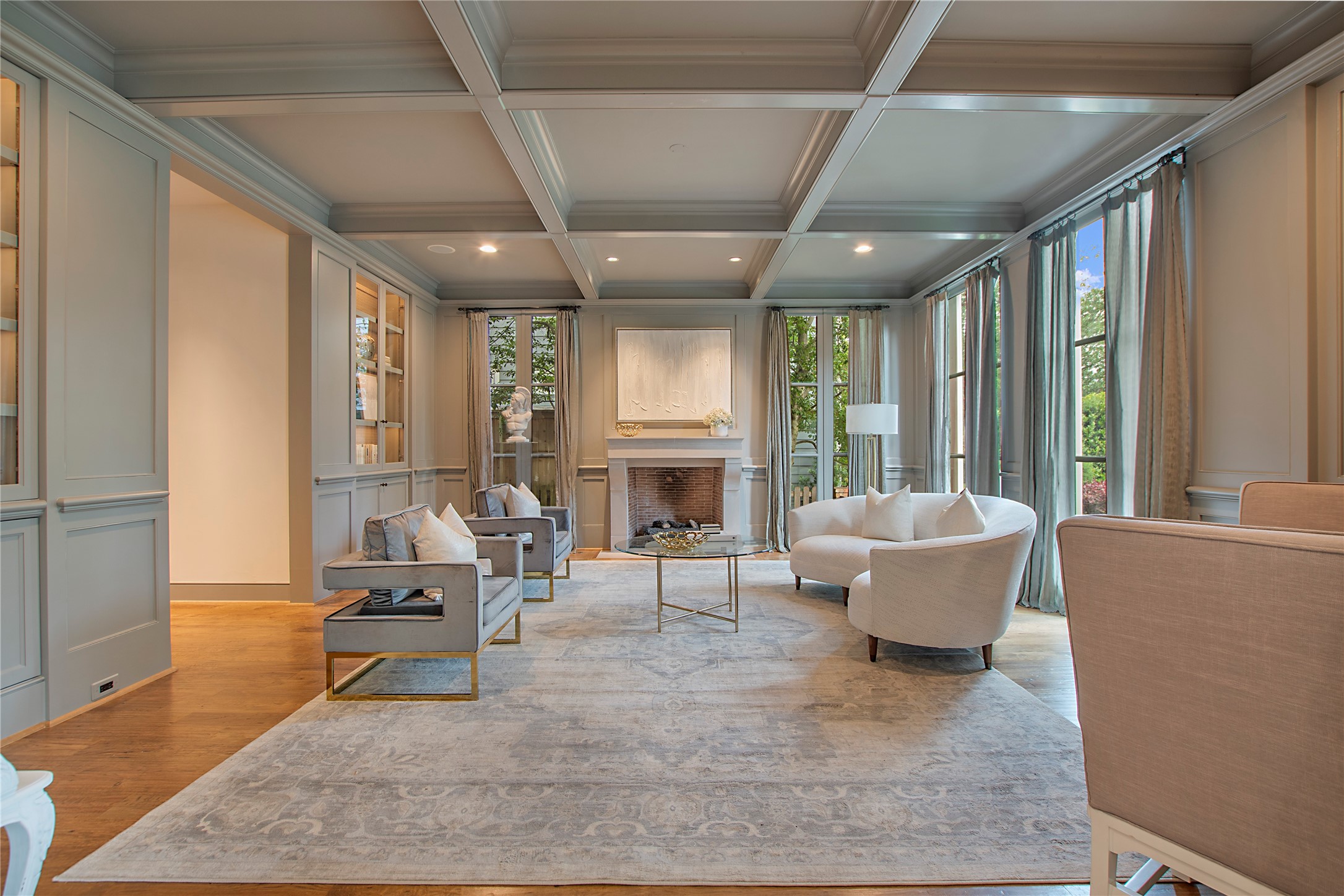3526 Greenbrier Drive