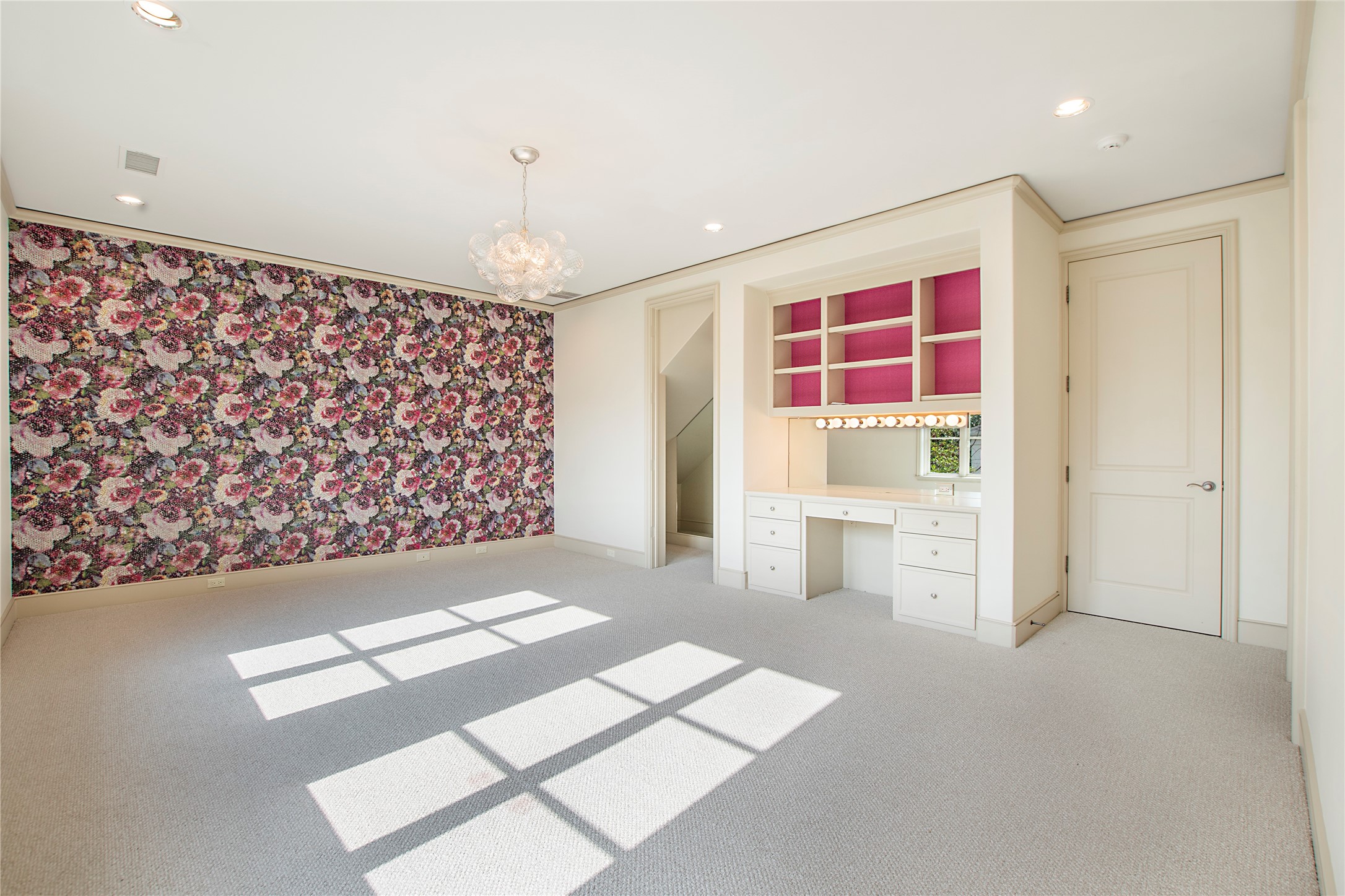 3526 Greenbrier Drive