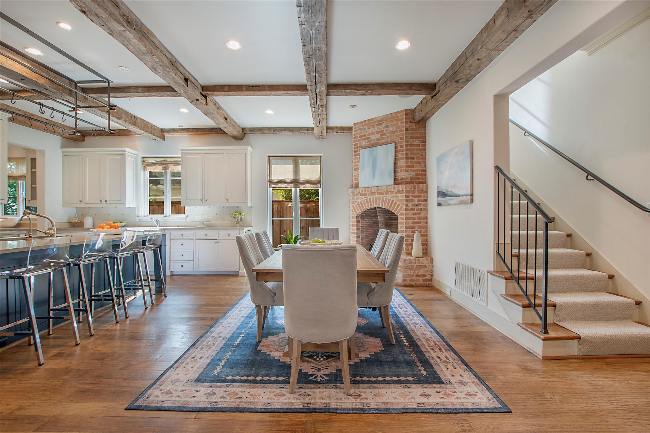 3526 Greenbrier Drive