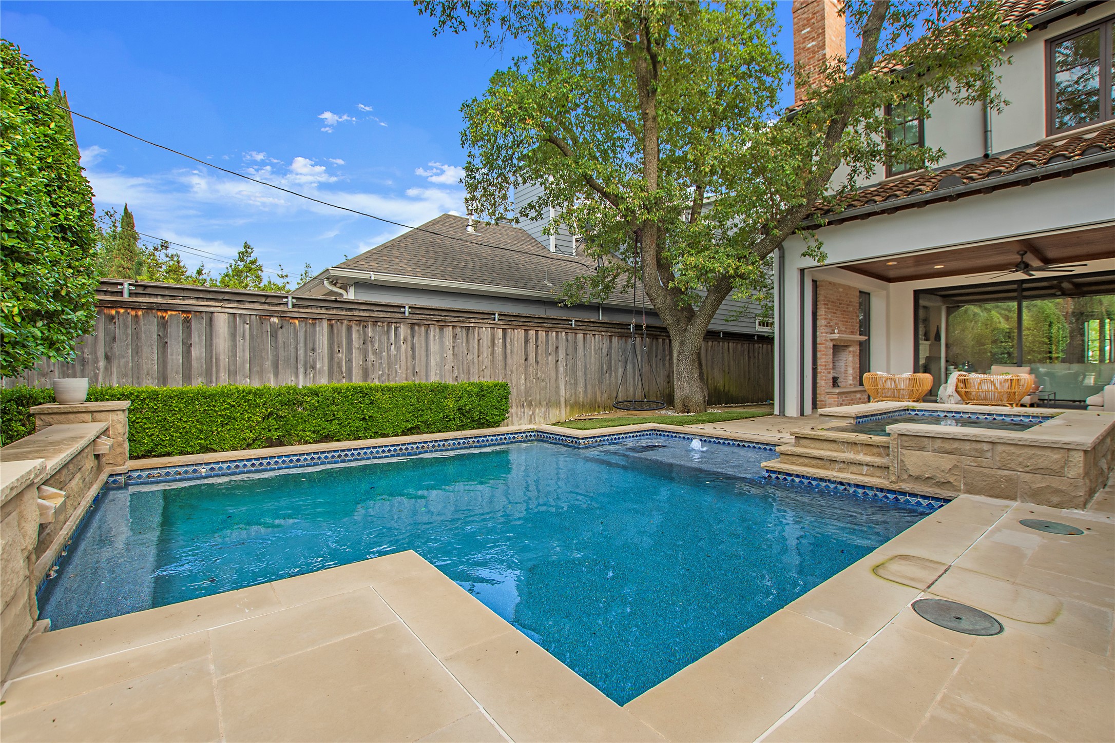 3526 Greenbrier Drive