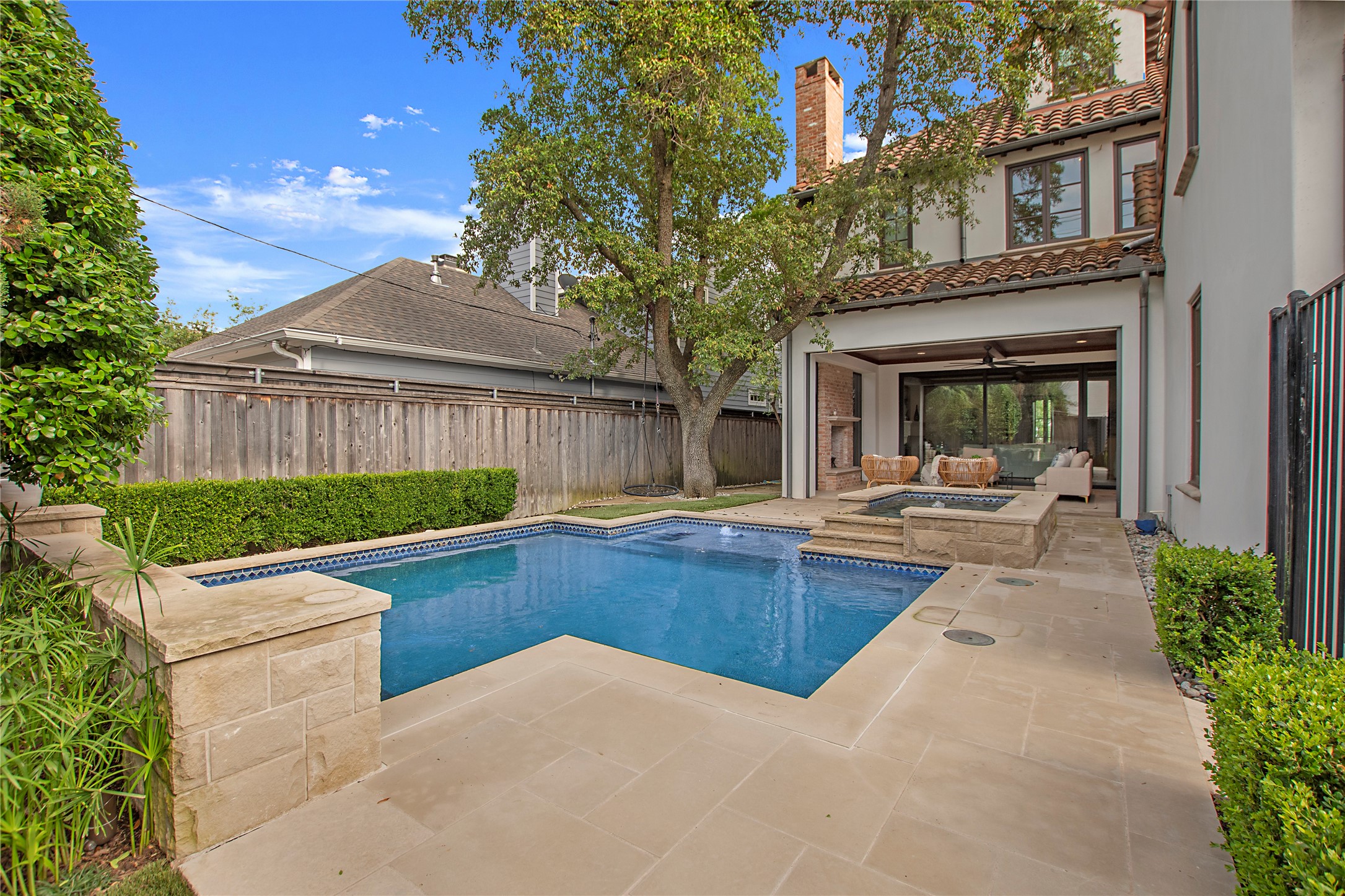 3526 Greenbrier Drive