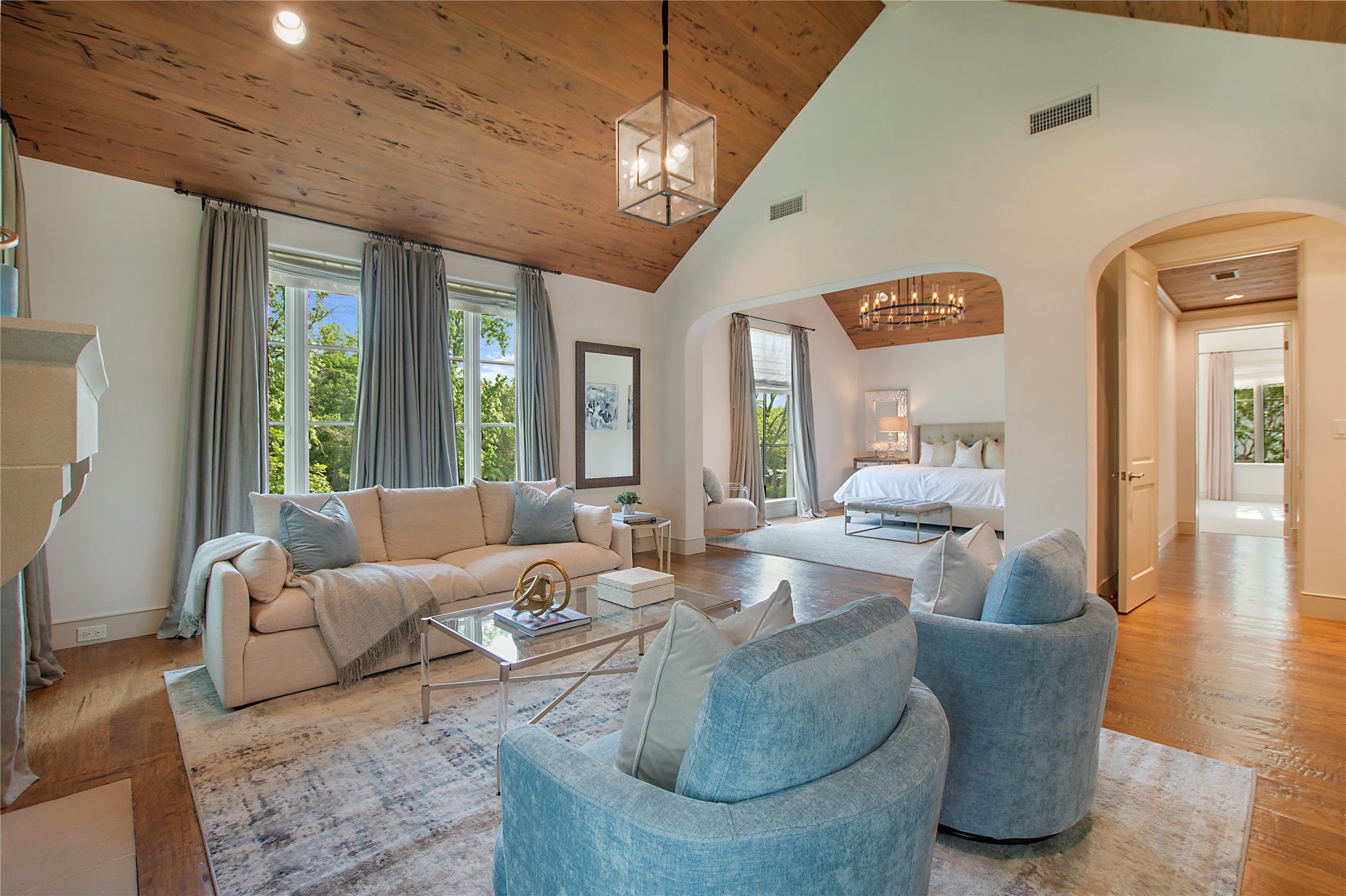 3526 Greenbrier Drive
