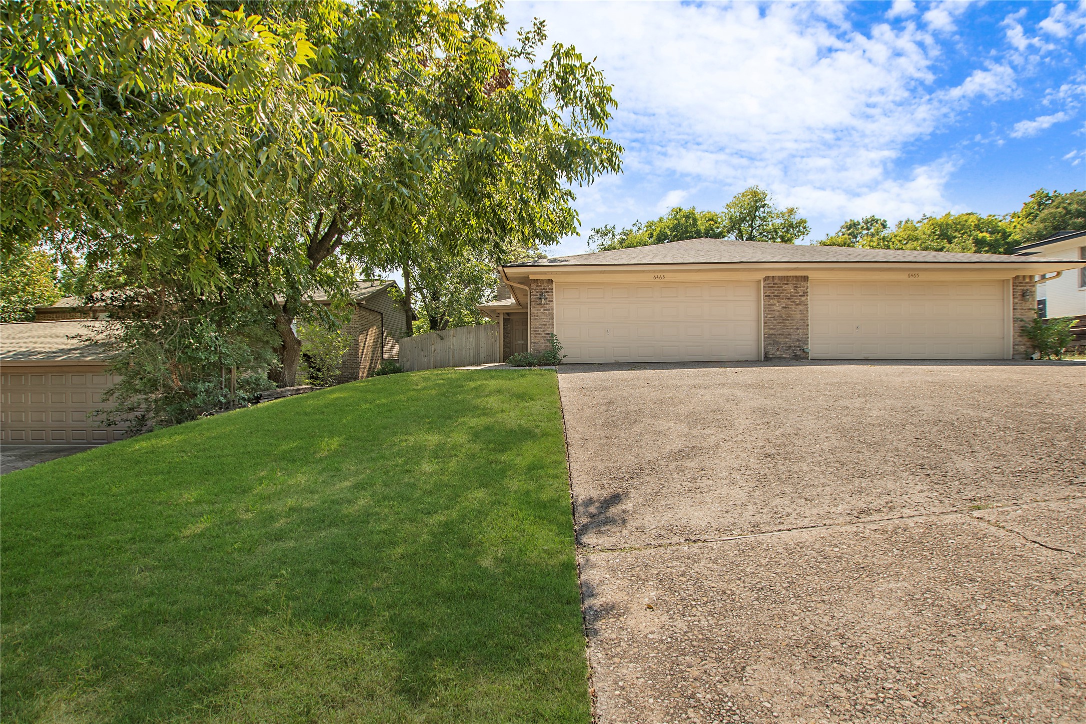 6463 Waverly Way