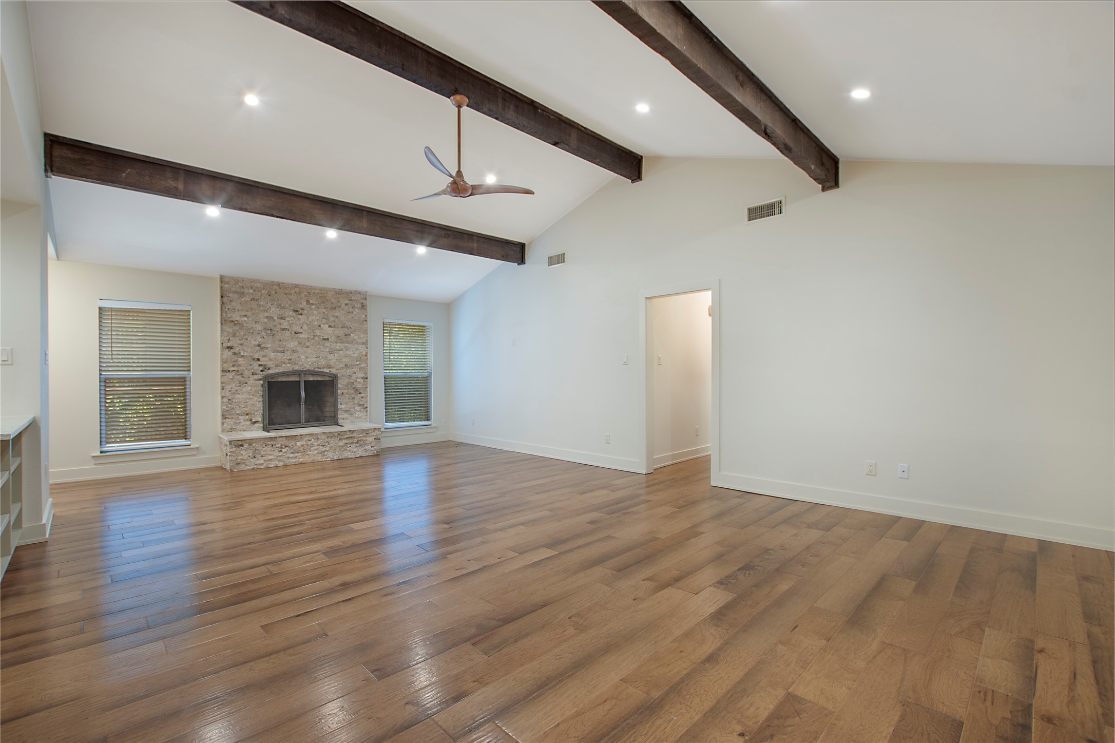 6463 Waverly Way