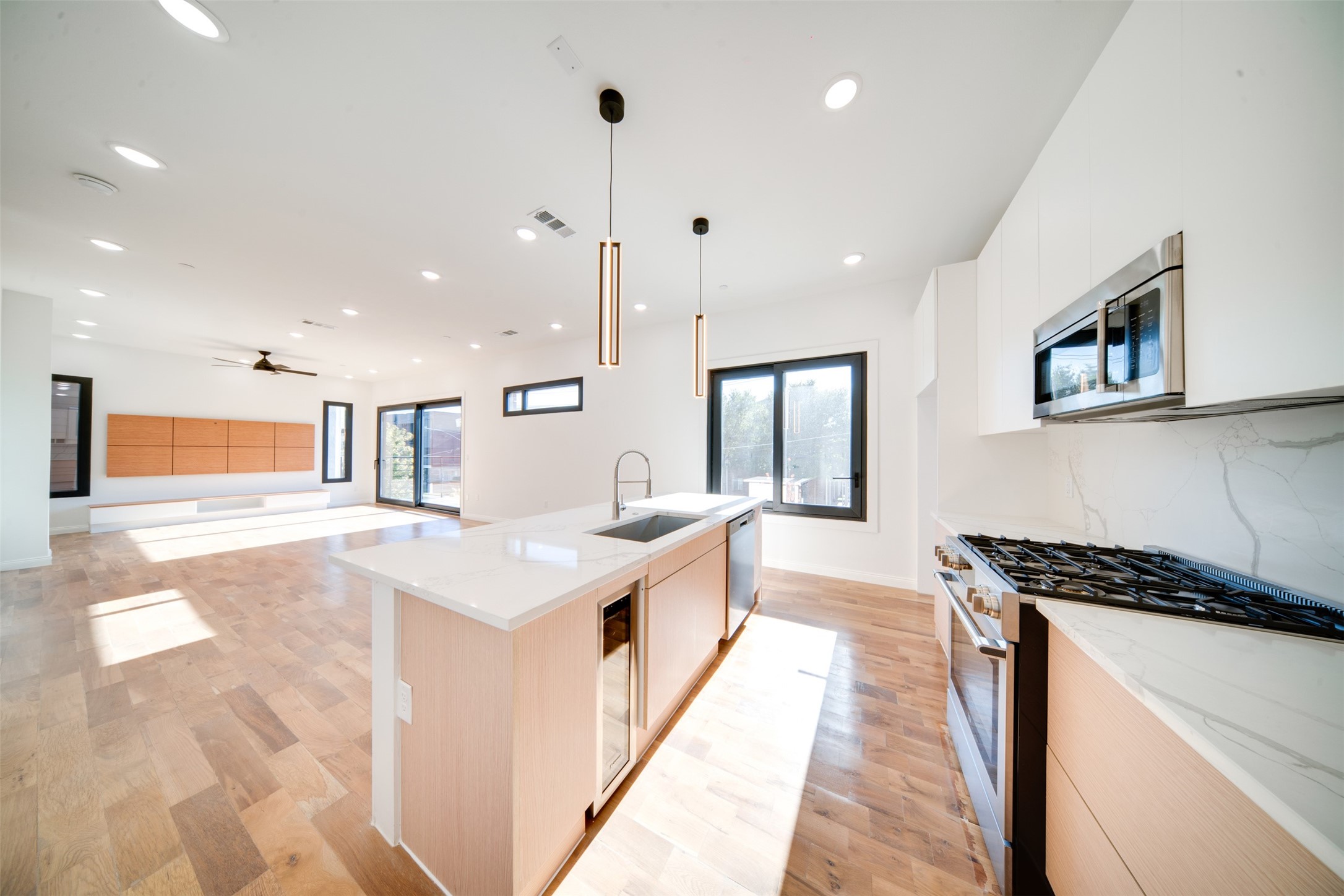 1920 Caddo Street 101