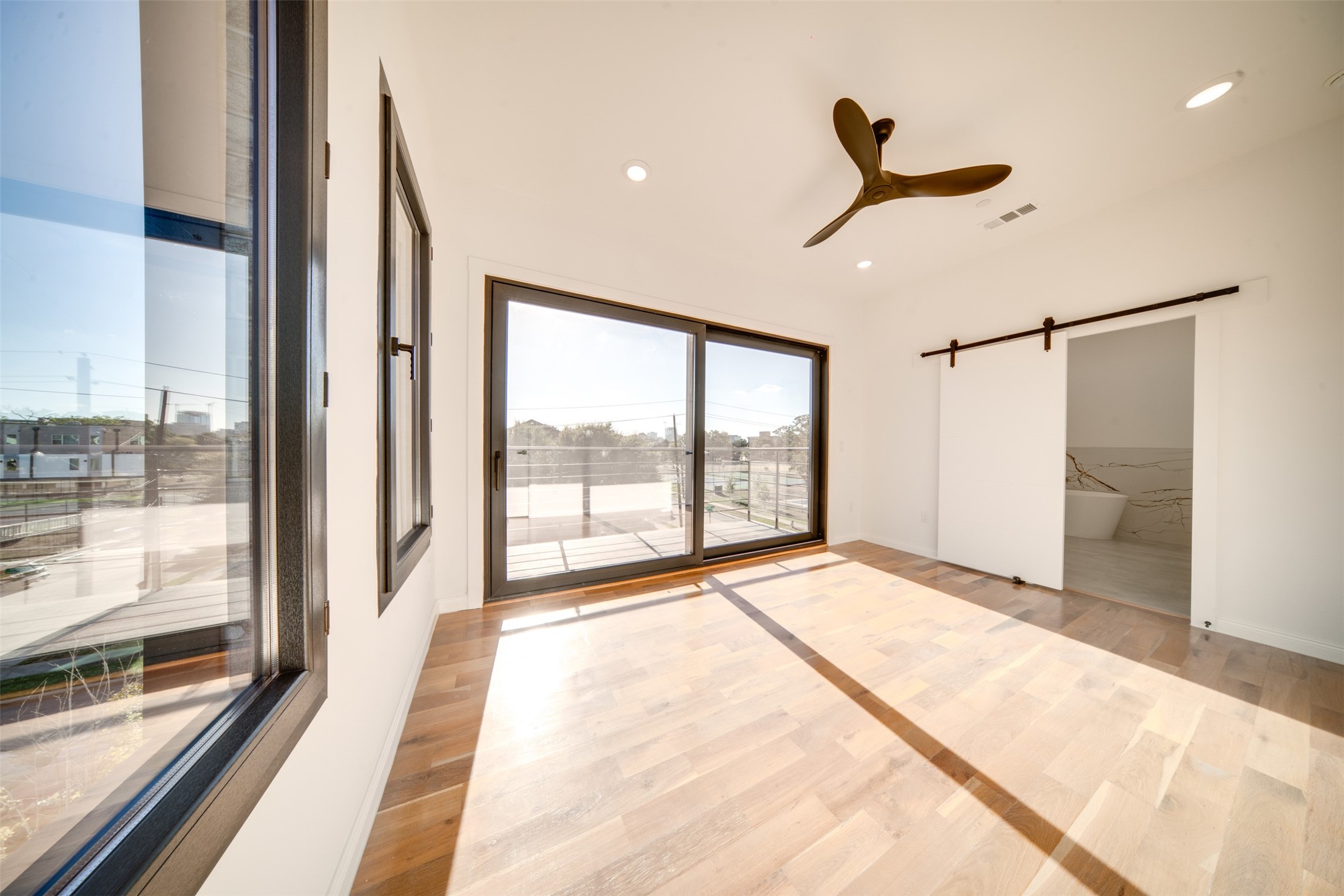1920 Caddo Street 101