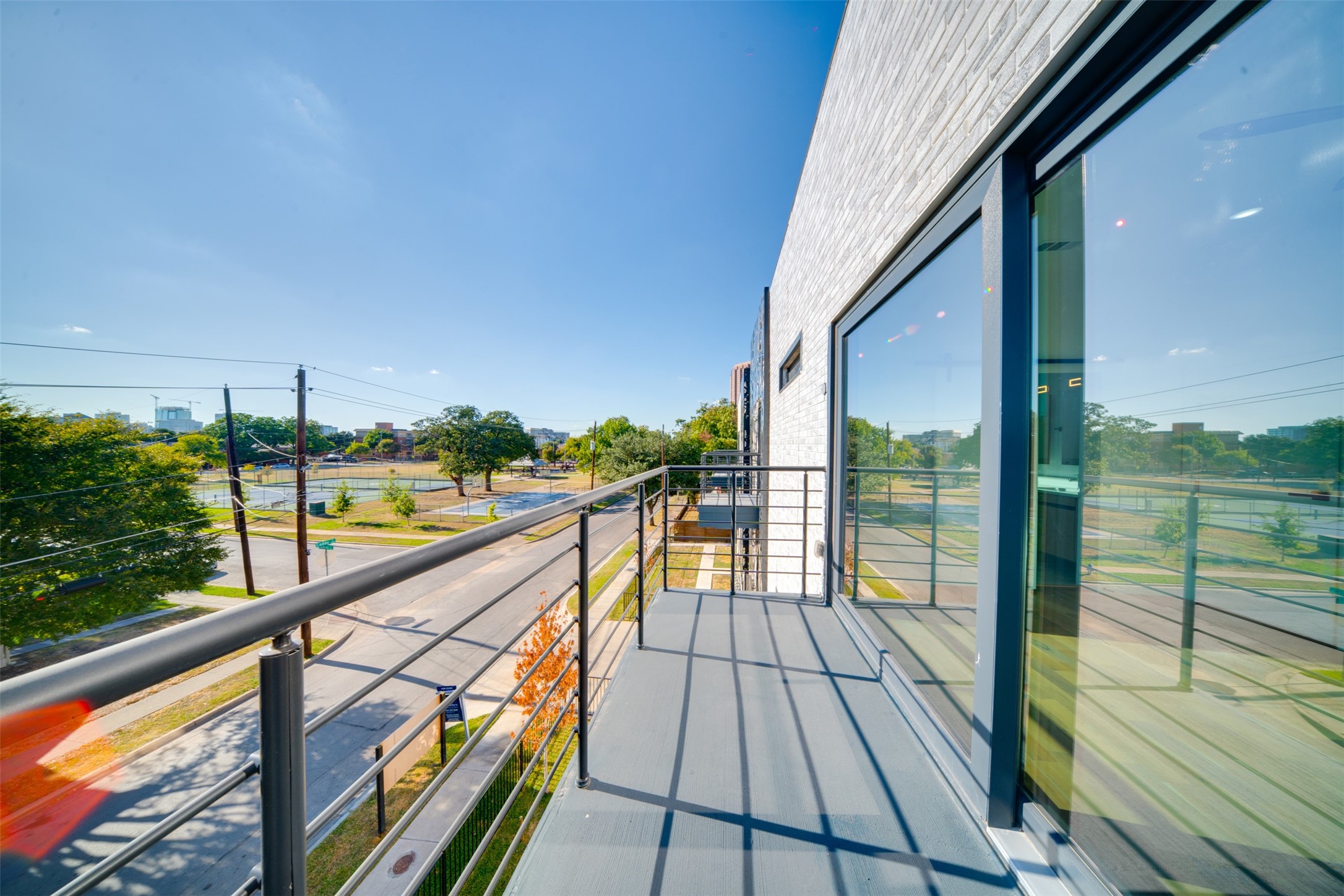 1920 Caddo Street 101