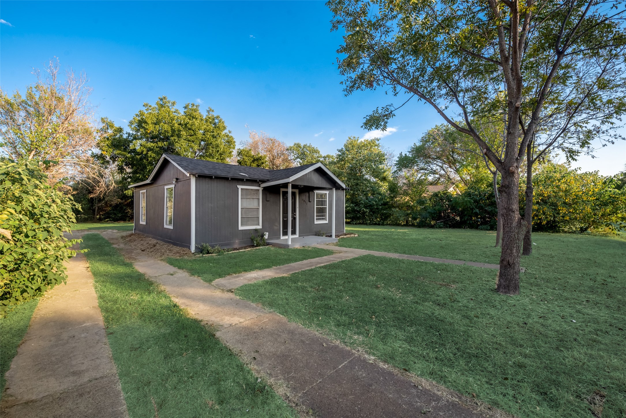 3821 Burnice Drive