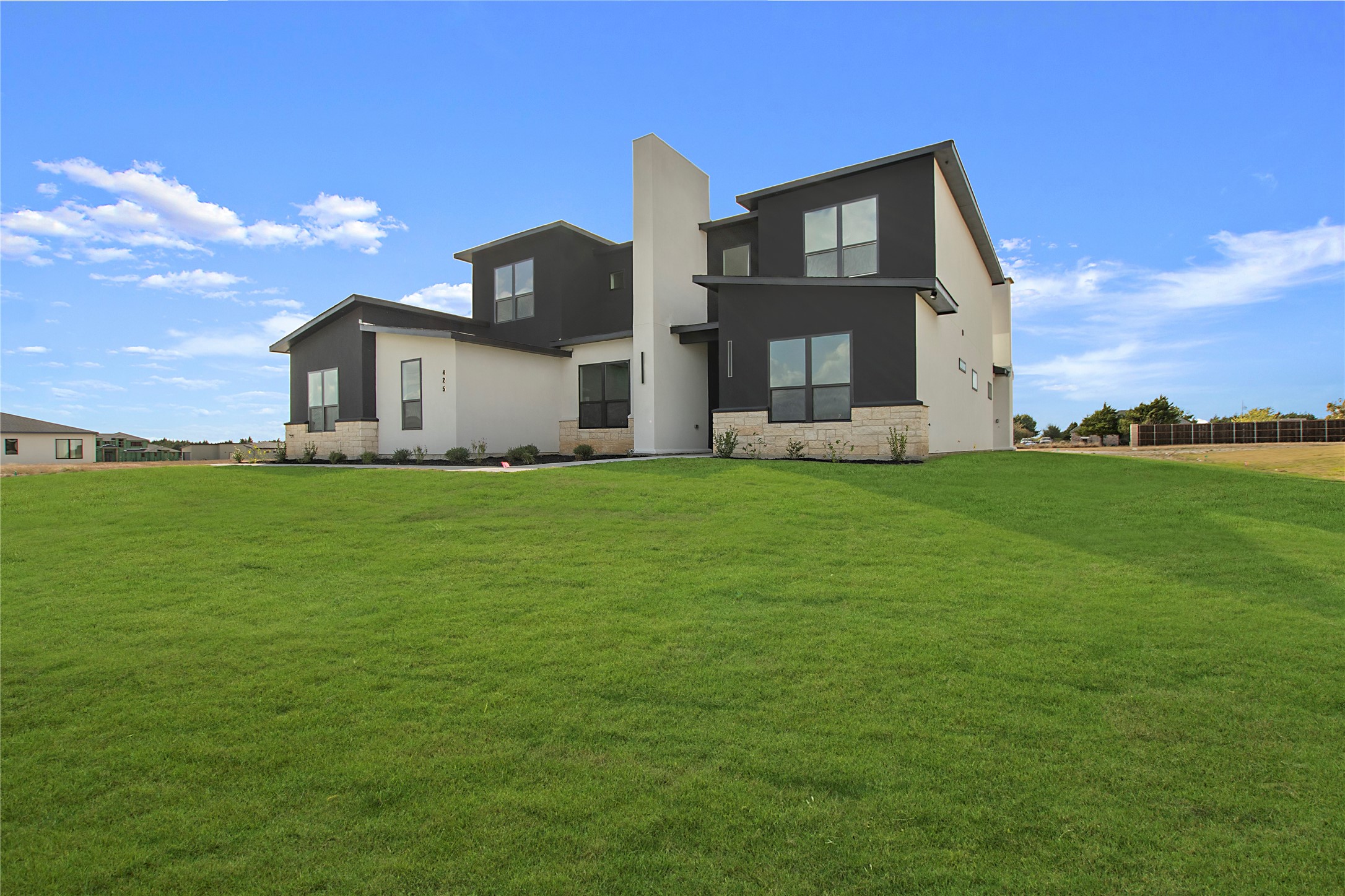 425 Whispering Way