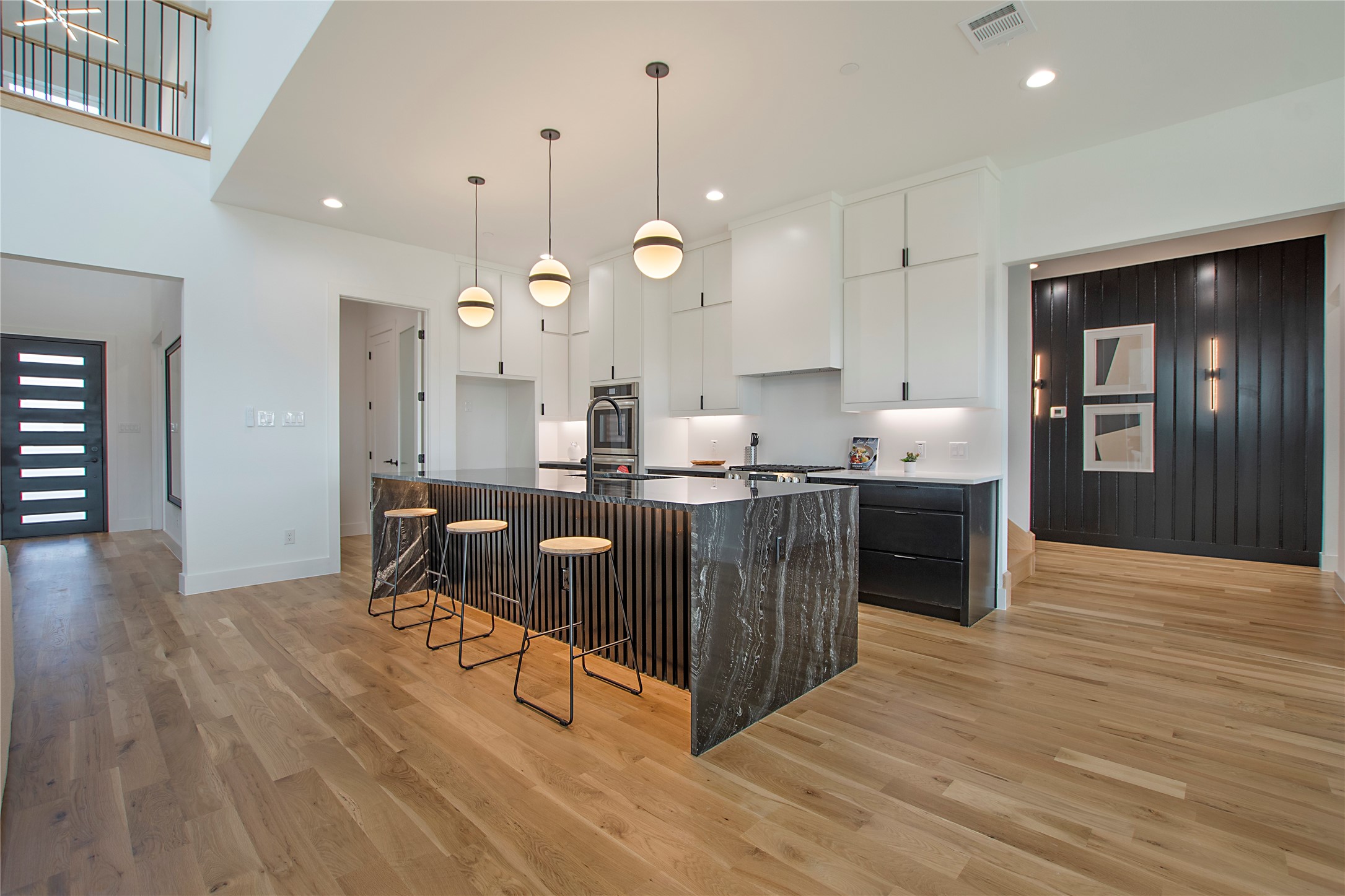 425 Whispering Way