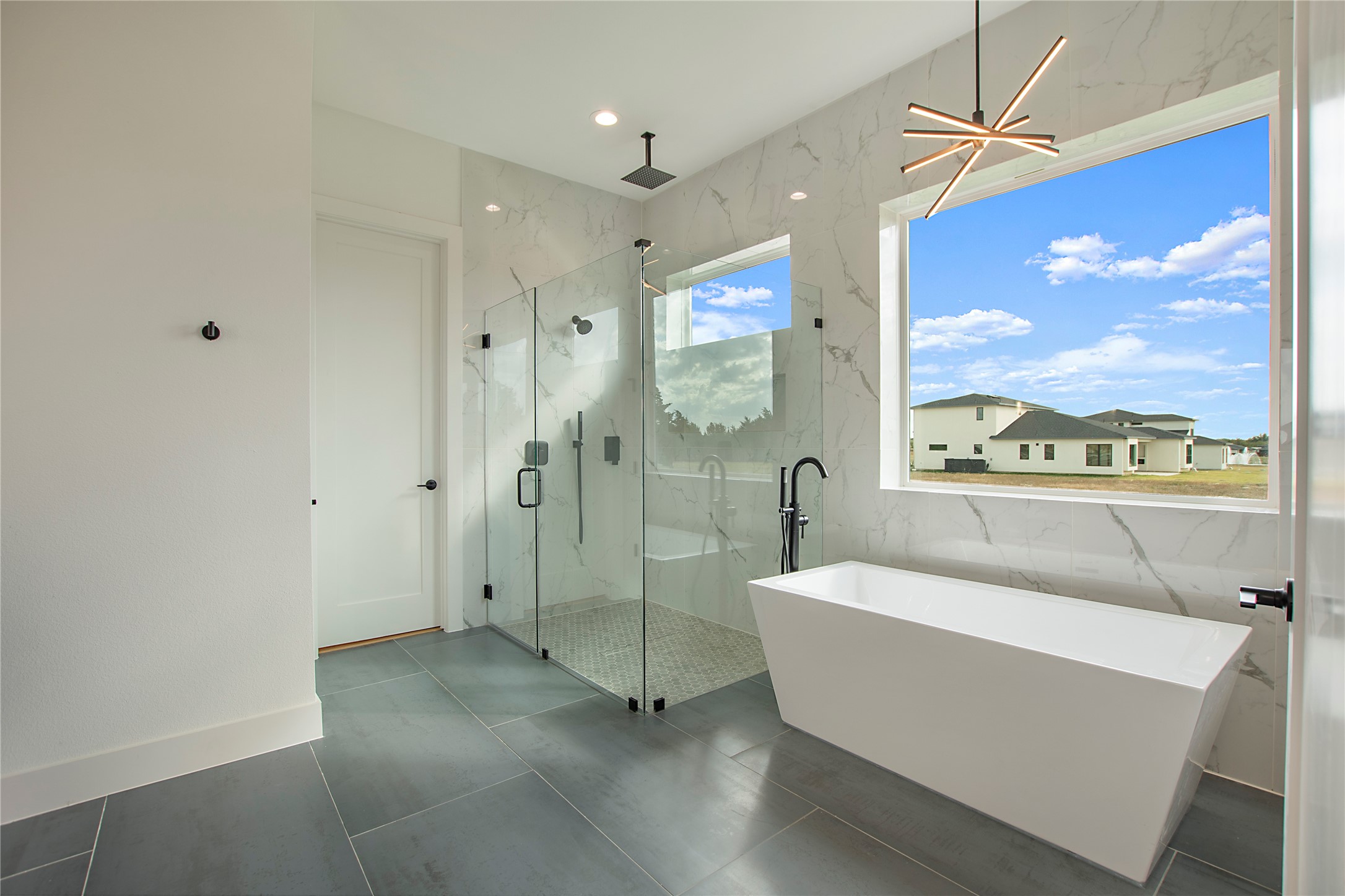 425 Whispering Way