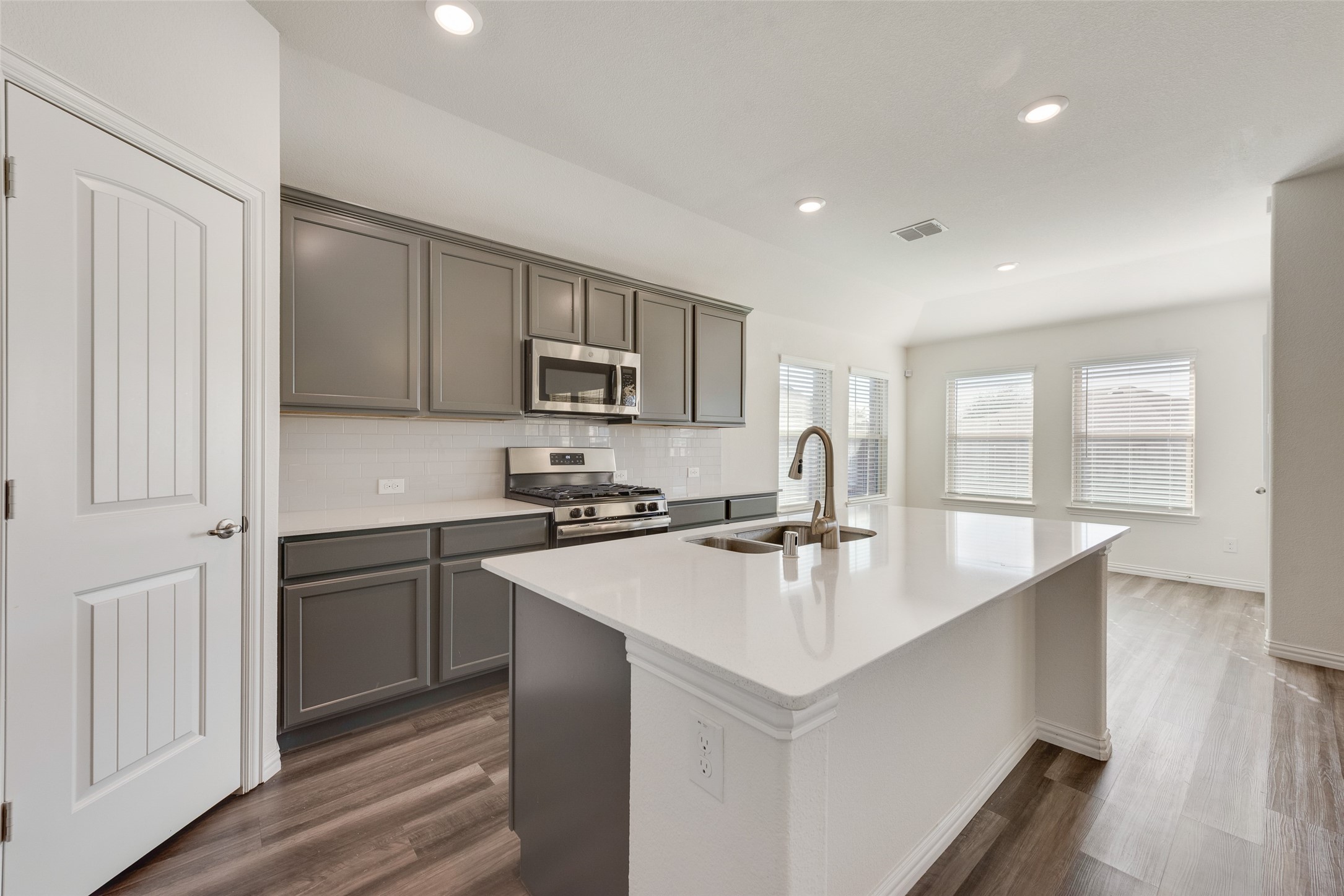 9102 Fieldview Court