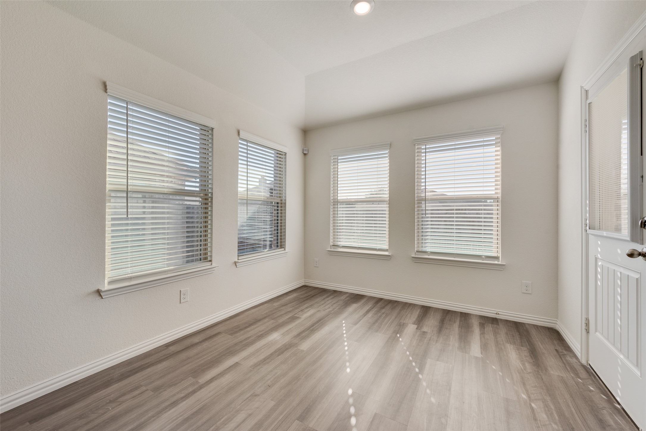 9102 Fieldview Court