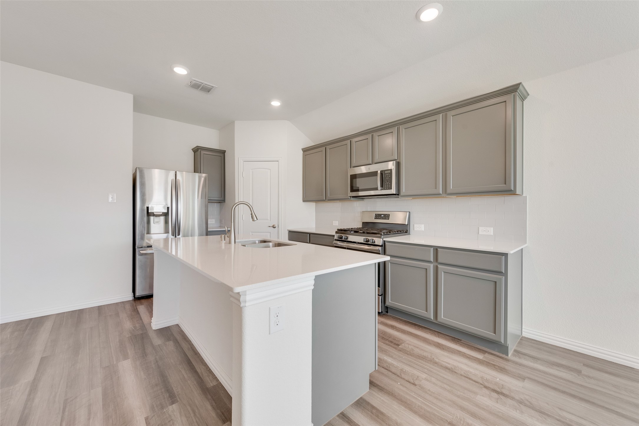9102 Fieldview Court
