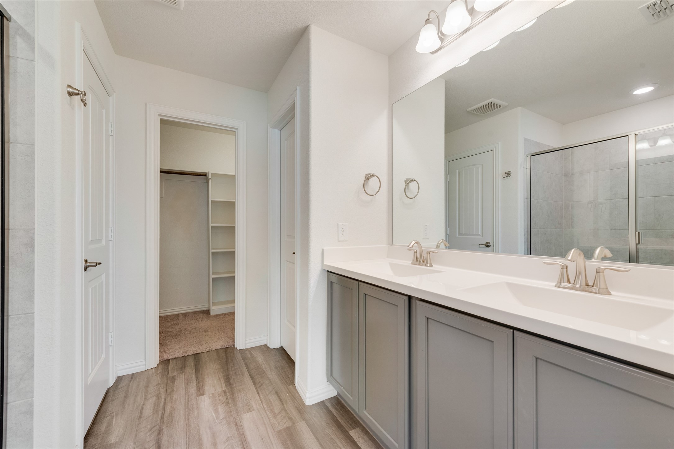 9102 Fieldview Court