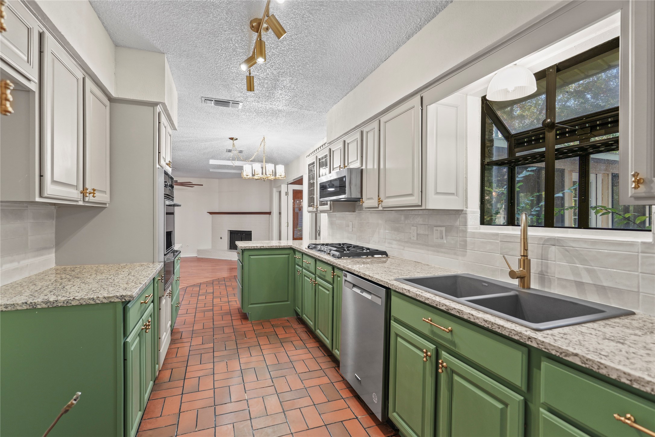 2820 Blackwood Drive