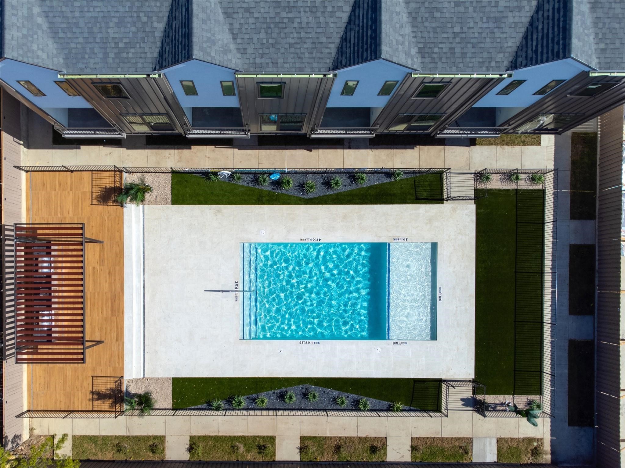 1902 N Carroll Avenue 402